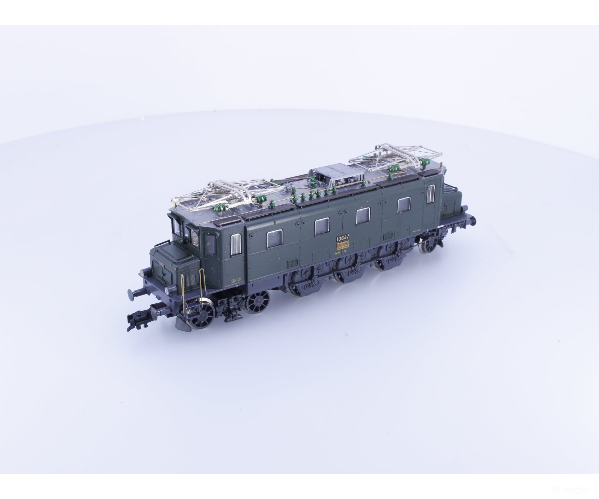 Fleischmann 4345 HO SBB-CFF-FFS Ae 3/6 Electric Locomotive 10647 Analog DC - European Locomotives