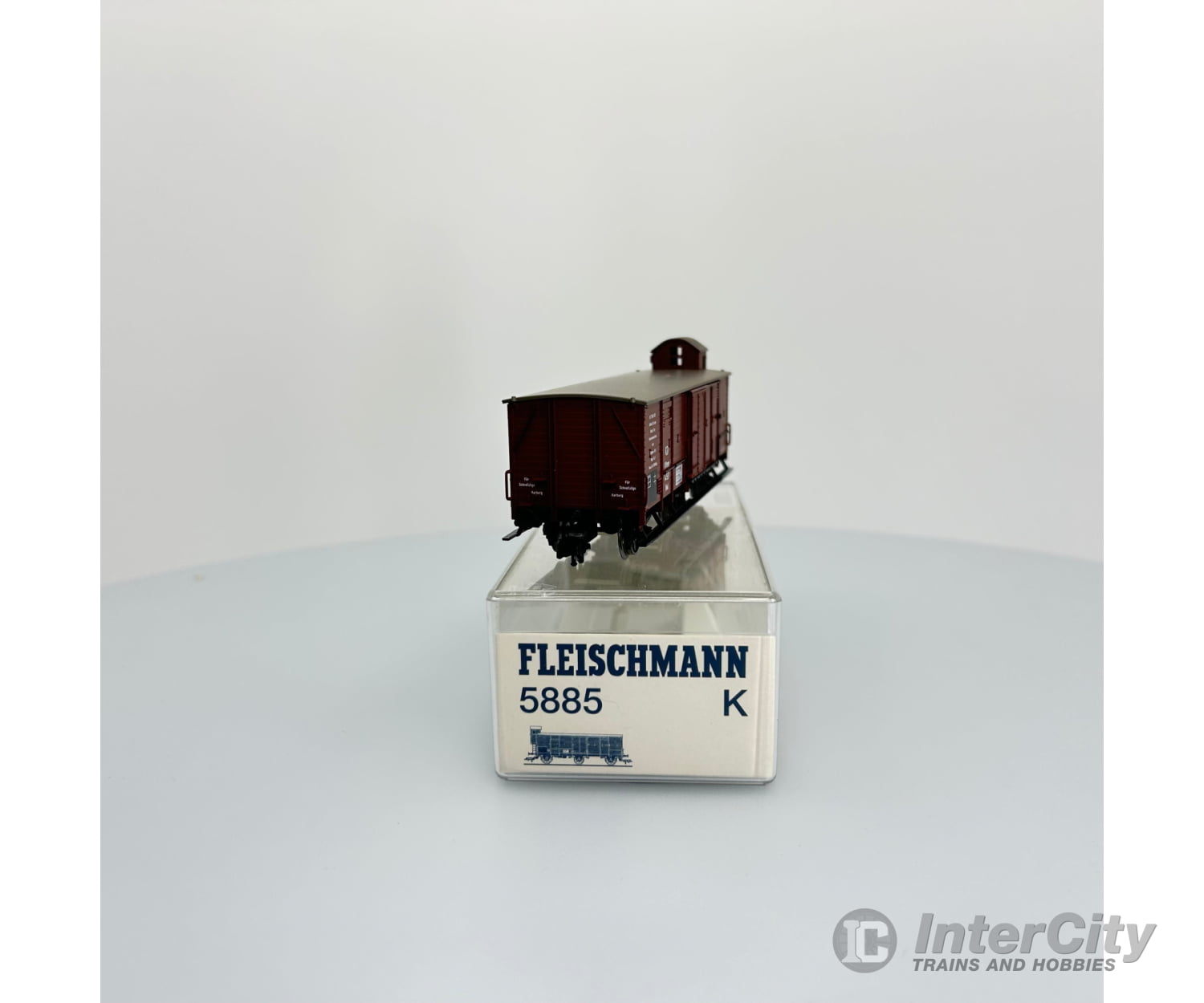 Fleischmann 5885 German K.p.e.v. Covered Goods Wagon With Brakemans Cab European Freight Cars