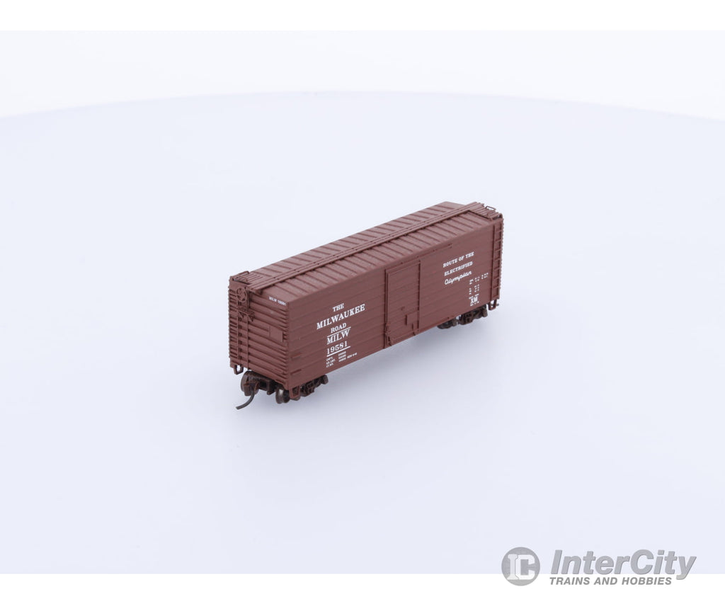 Fox Valley Models FVM 9003-3 N MILW Long Rib Box Car Milwaukee Road (MILW) 19581 Freight Cars