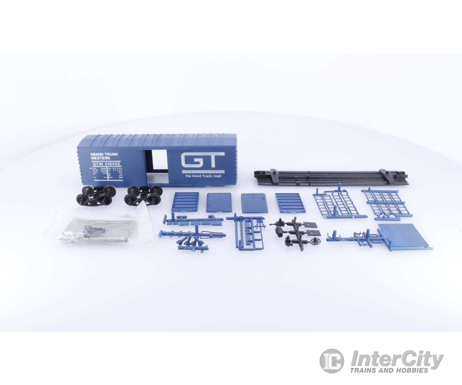 Front Range Products 4009 HO 40’ Box Car Grand Trunk Western (GTW) 516402 Freight Cars
