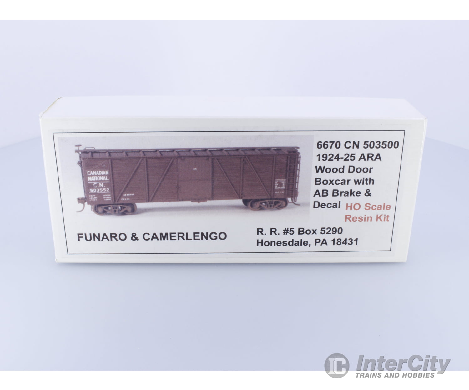 Funaro & Camerlengo 6670 HO ARA Wood Door Boxcar Canadian National (CN) Freight Cars