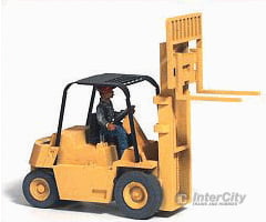 Ghq Ho 61007 V80E Forklift - Kit -- Includes Operator Figure Cars & Trucks