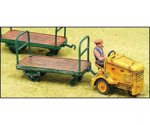 Ghq Ho 61012 Clarkat Baggage Tug & Trailers - Cast-Metal Kit -- Unpainted Cars Trucks