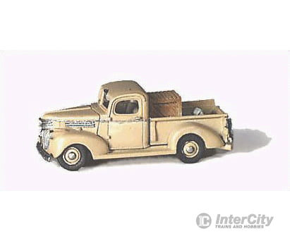 Ghq N 57007 American Truck - (Unpainted Metal Kit) -- 1941 Pickup Cars & Trucks