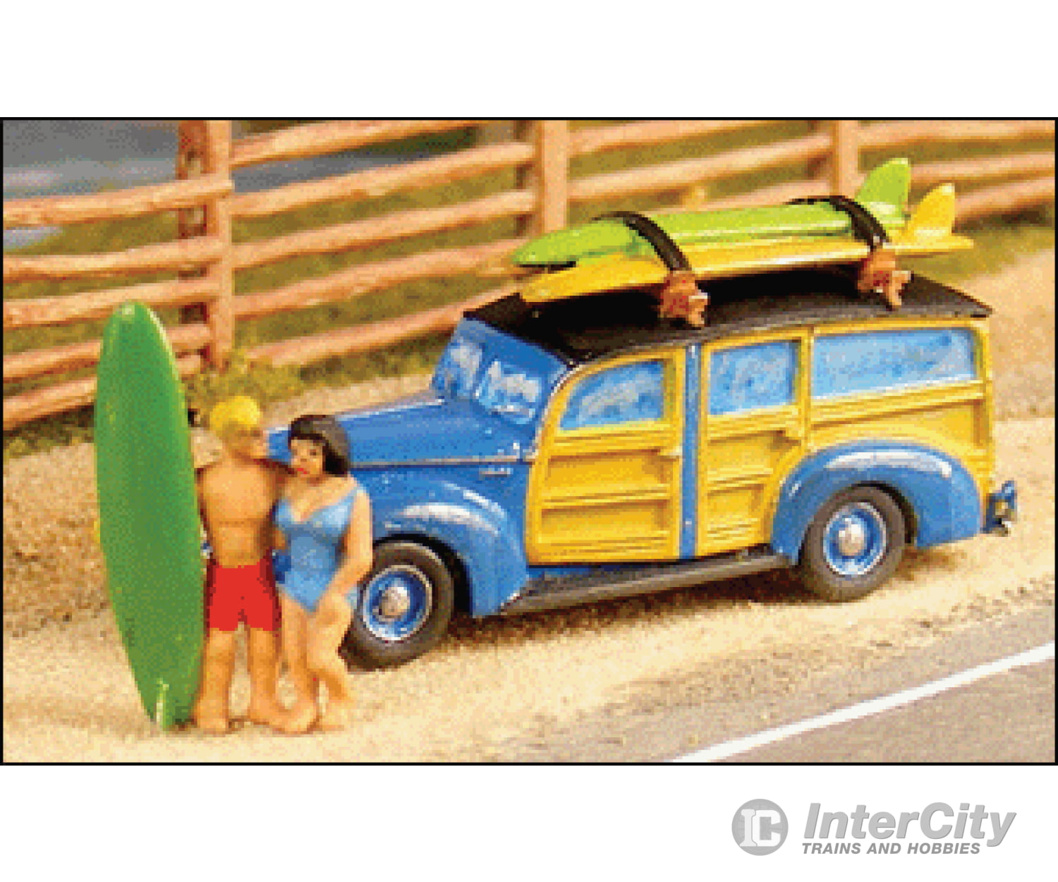 Ghq N 57018 Woody Station Wagon W/Surfboards & Surfers - Kit -- Unpainted Cars Trucks