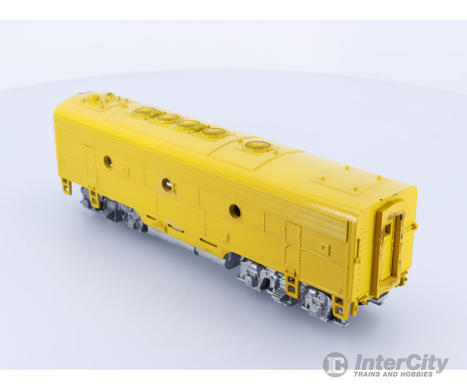 Other B89 Ho F7B Painted Up Yellow Analog Dc Locomotives