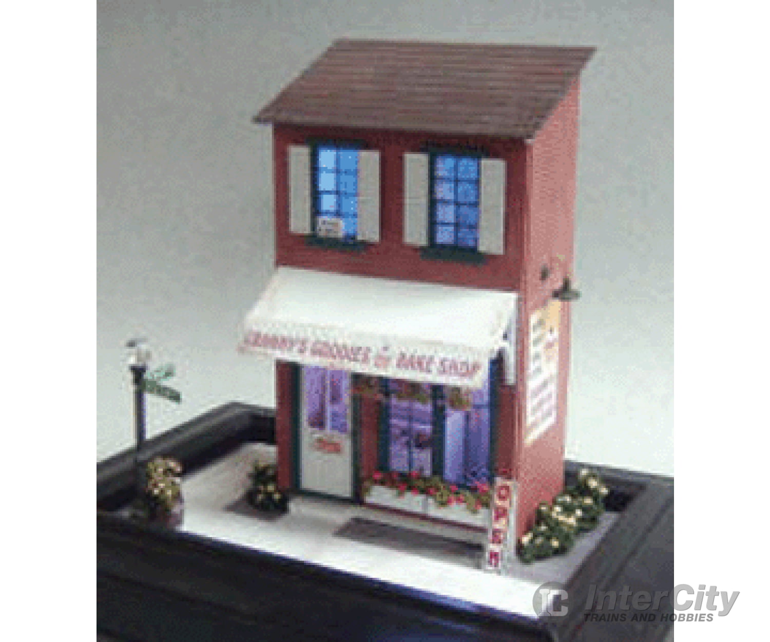 Grandt Line Products 3414 Granny’s Bakery W/Interior Details -- Kit - 4 X 6’ 10.2 15.2Cm Structures