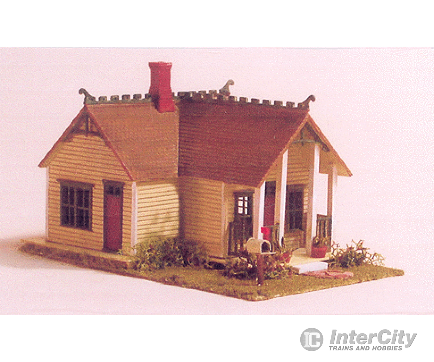 Grandt Line Products 3425 The Crossings Series - Doll’s Dollhouse For 1’ (1/12) Scale -- Willow