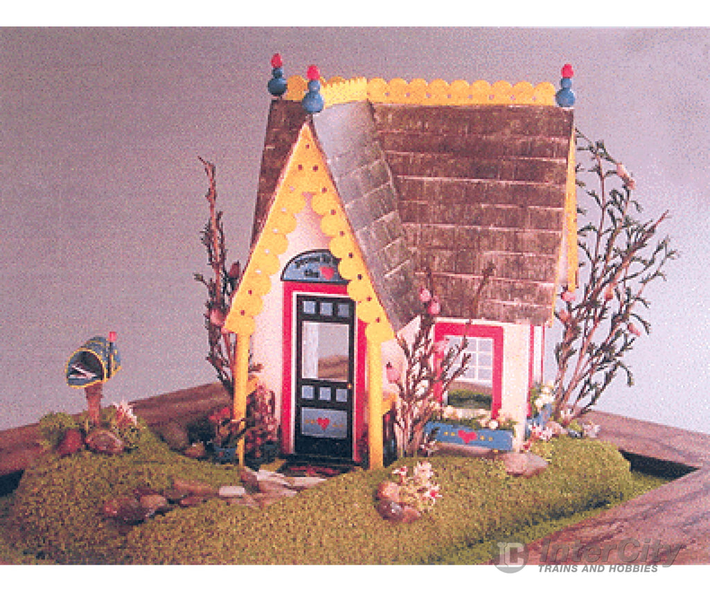 Grandt Line Products 3432 Fairy Hill Series Miniatures (Quarter Inch) -- Mrs. Polliwaddle’s Gnome