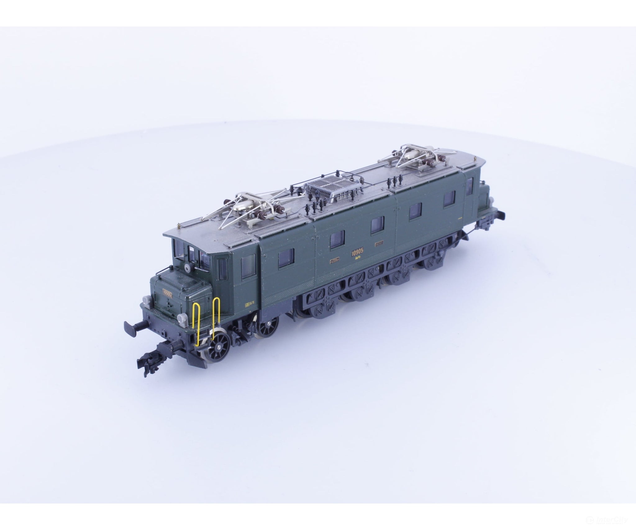 HAG 041 HO SBB-CFF-FFS Ae 4/7 Electric Locomotive Historic 10905 DCC - European Locomotives