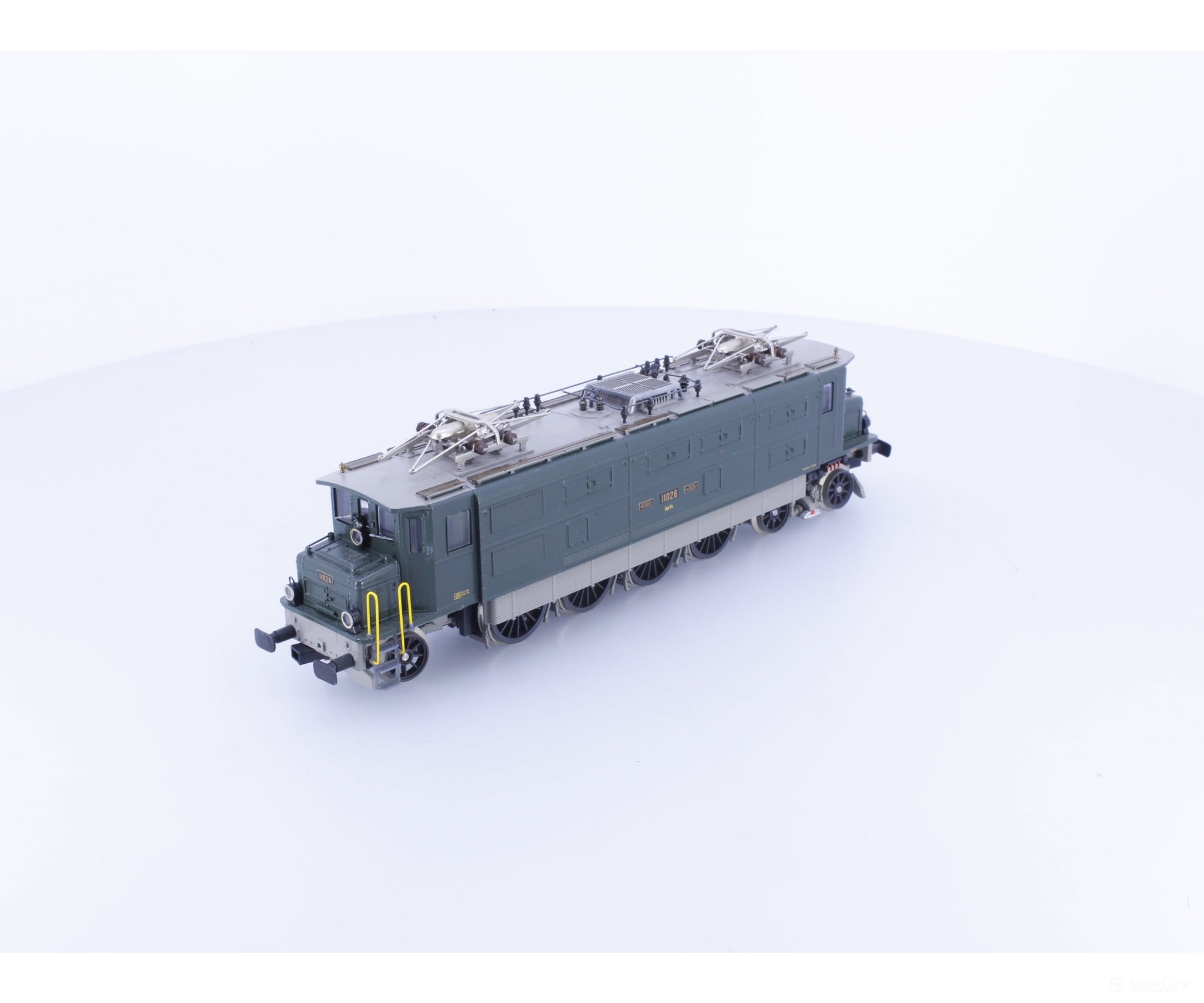 HAG 133 HO SBB-CFF-FFS Ae 4/7 E-Lok Secheron 11026 DCC - European Locomotives