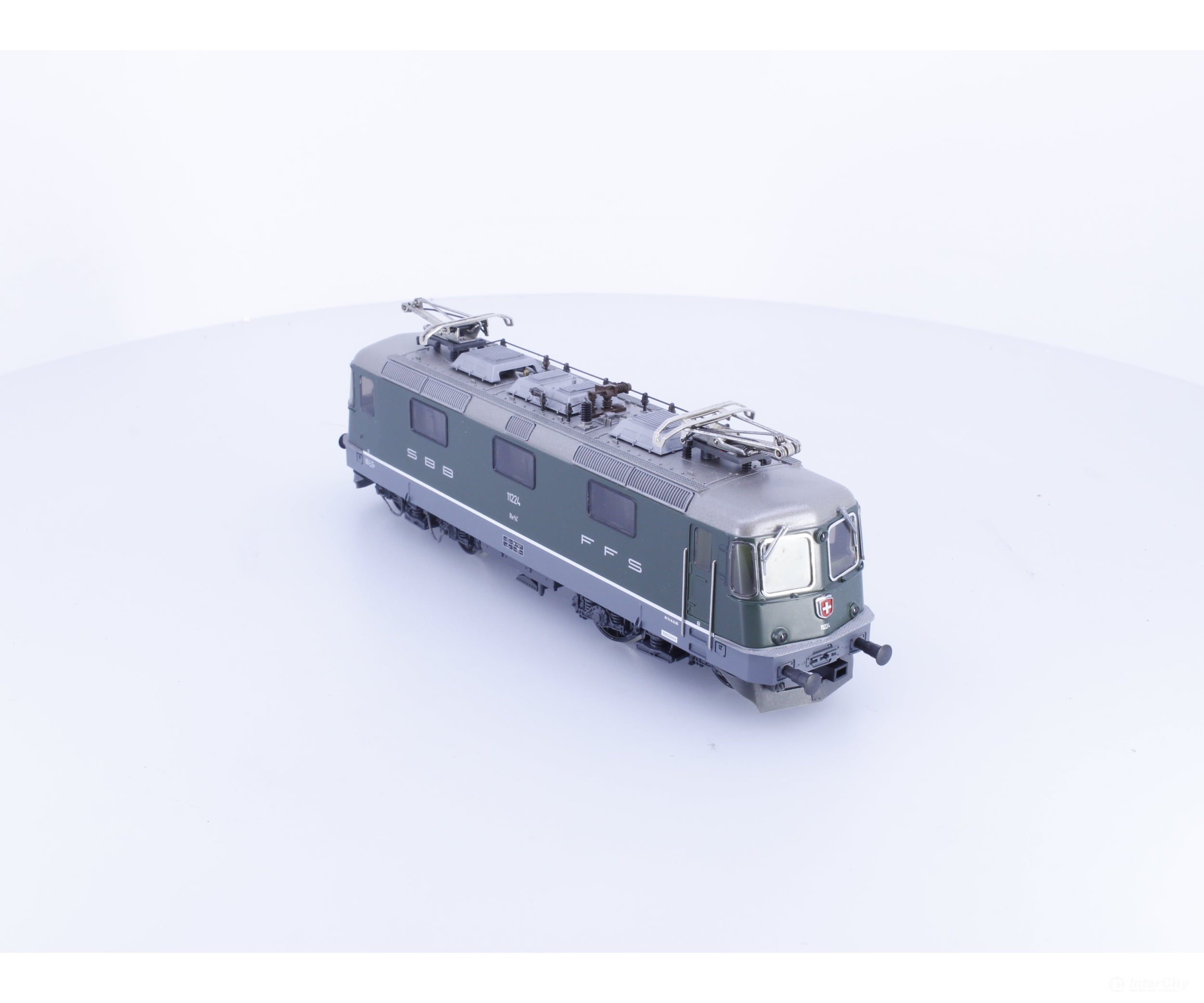 HAG 215 HO SBB-CFF-FFS Re 4/4 Electric Locomotive Grun 11224 DCC - European Locomotives