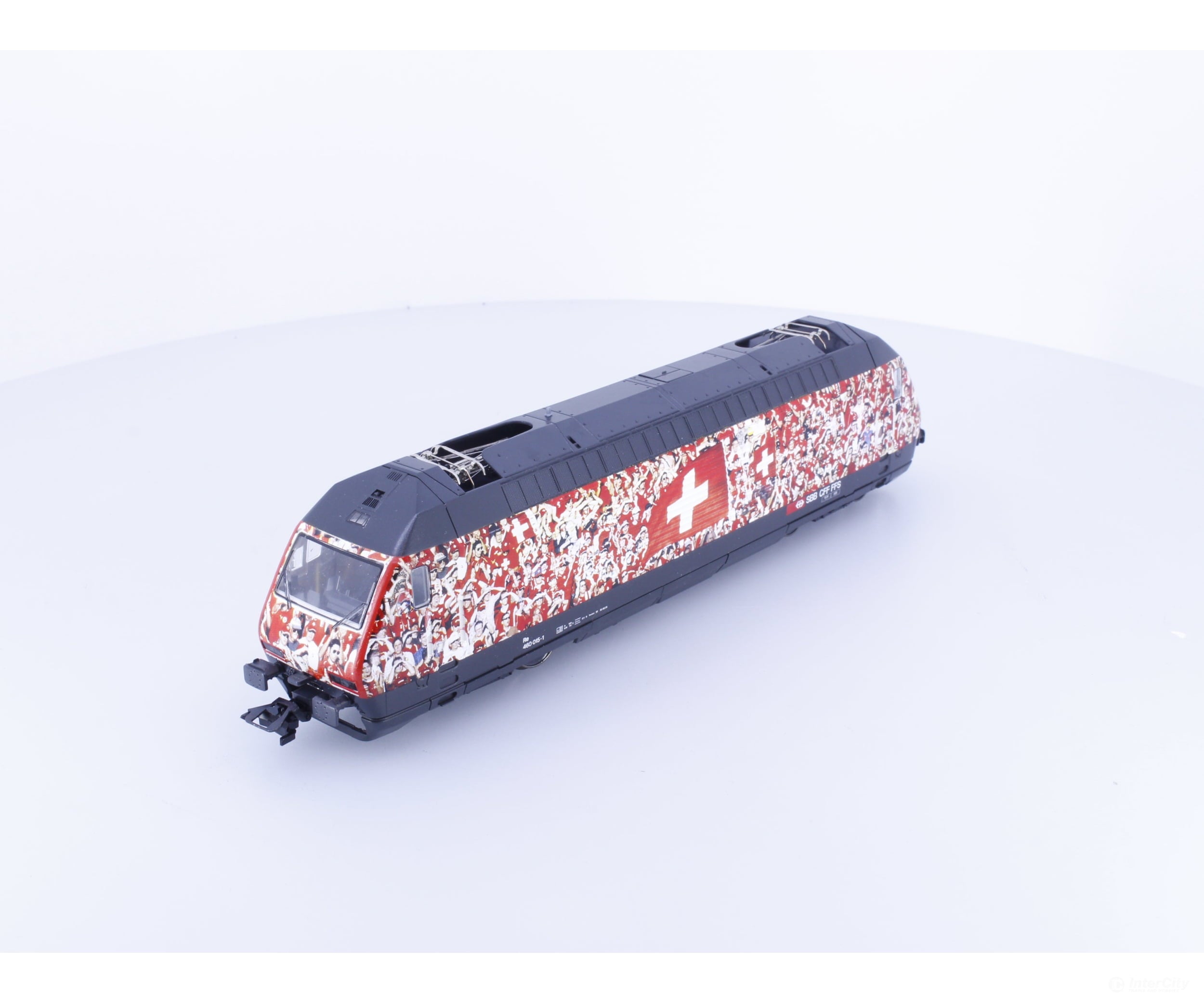 HAG 28212-20 HO SBB-CFF-FFS RE 460 E-Lok Fussball 015-1 Analog DC - European Locomotives