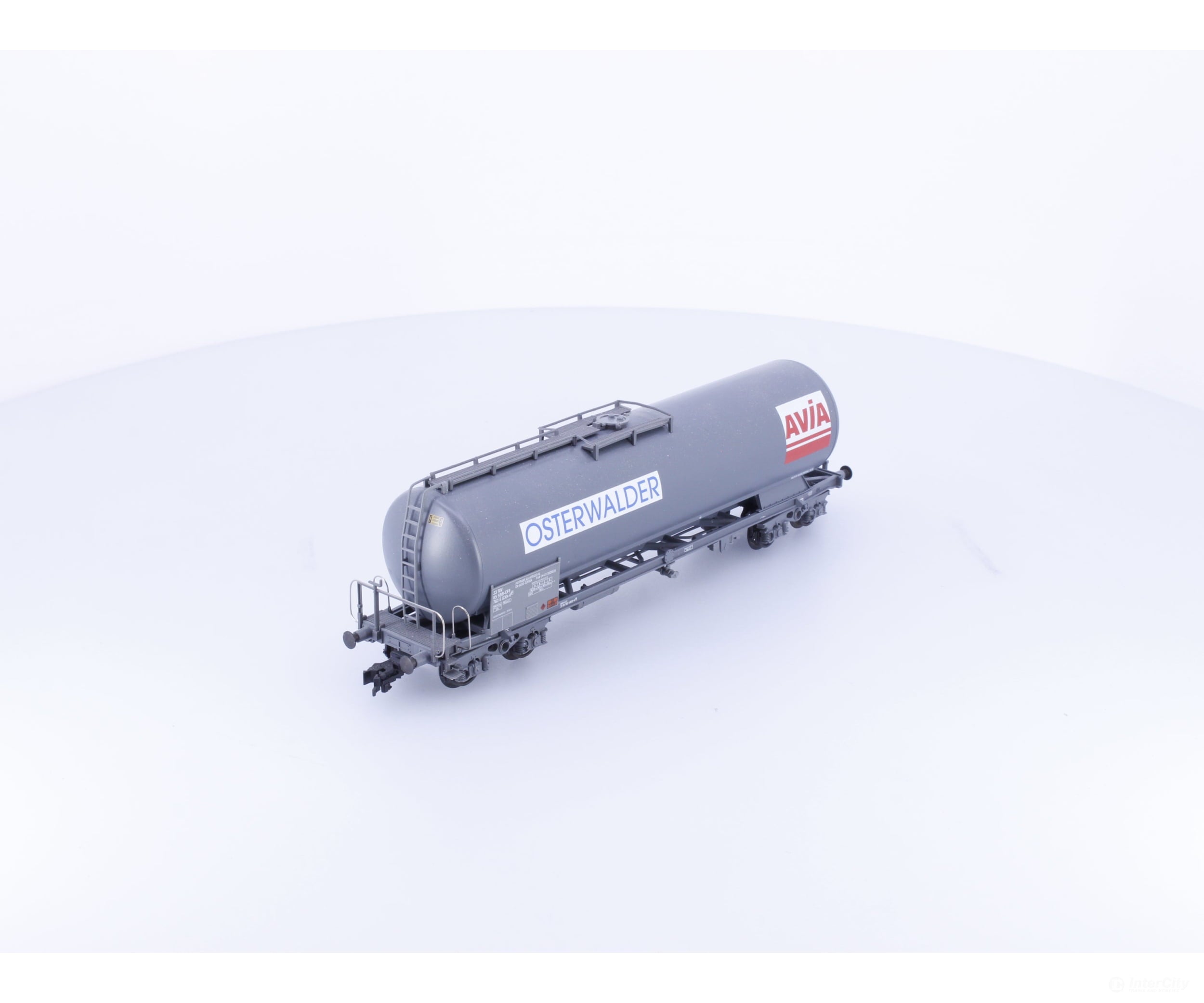 HAG 382 HO SBB-CFF-FFS Tank Car AVIA 830-4 - European Freight Cars