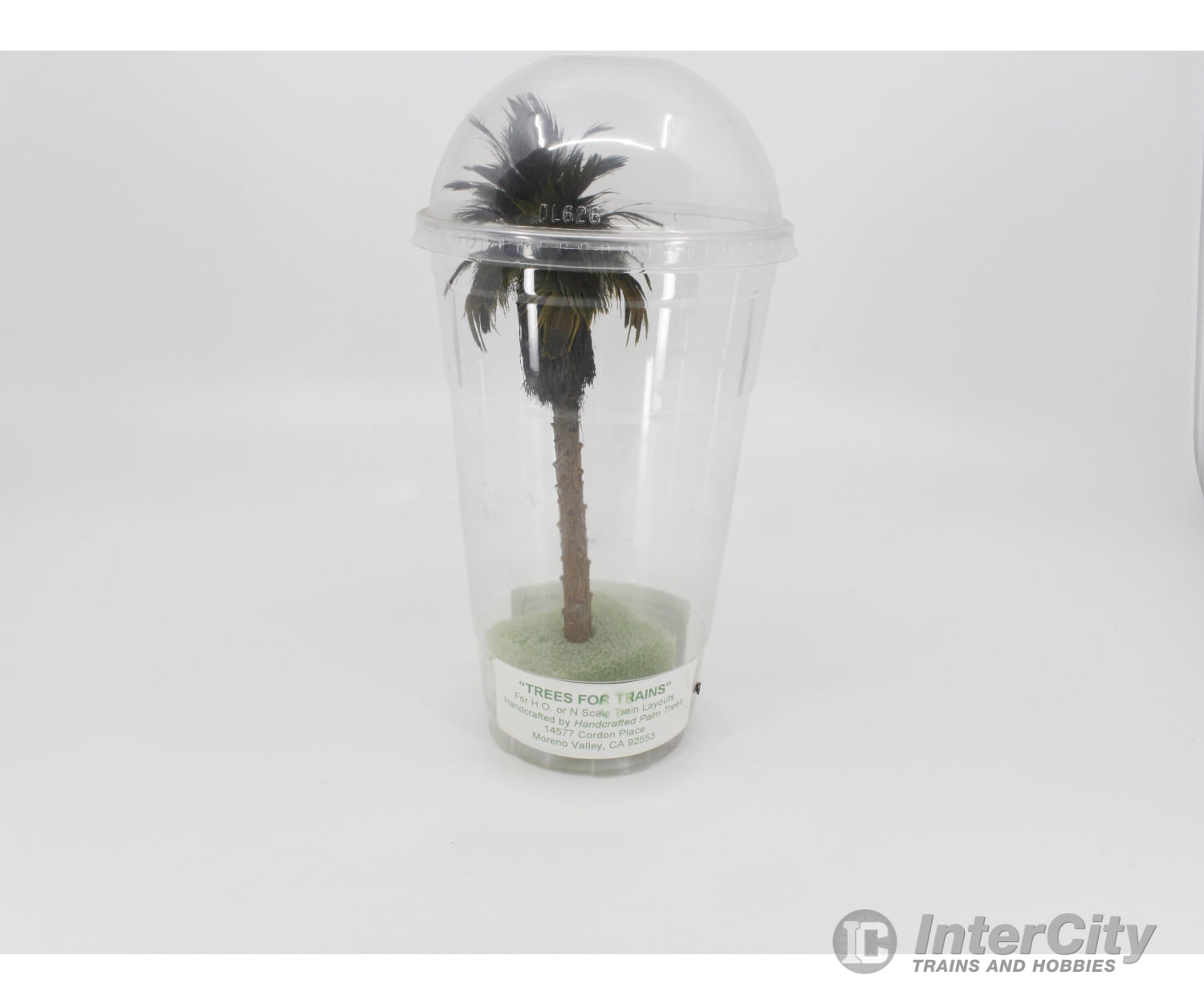 Handcrafted Palm Trees Ho Tree (2) & Vegetation