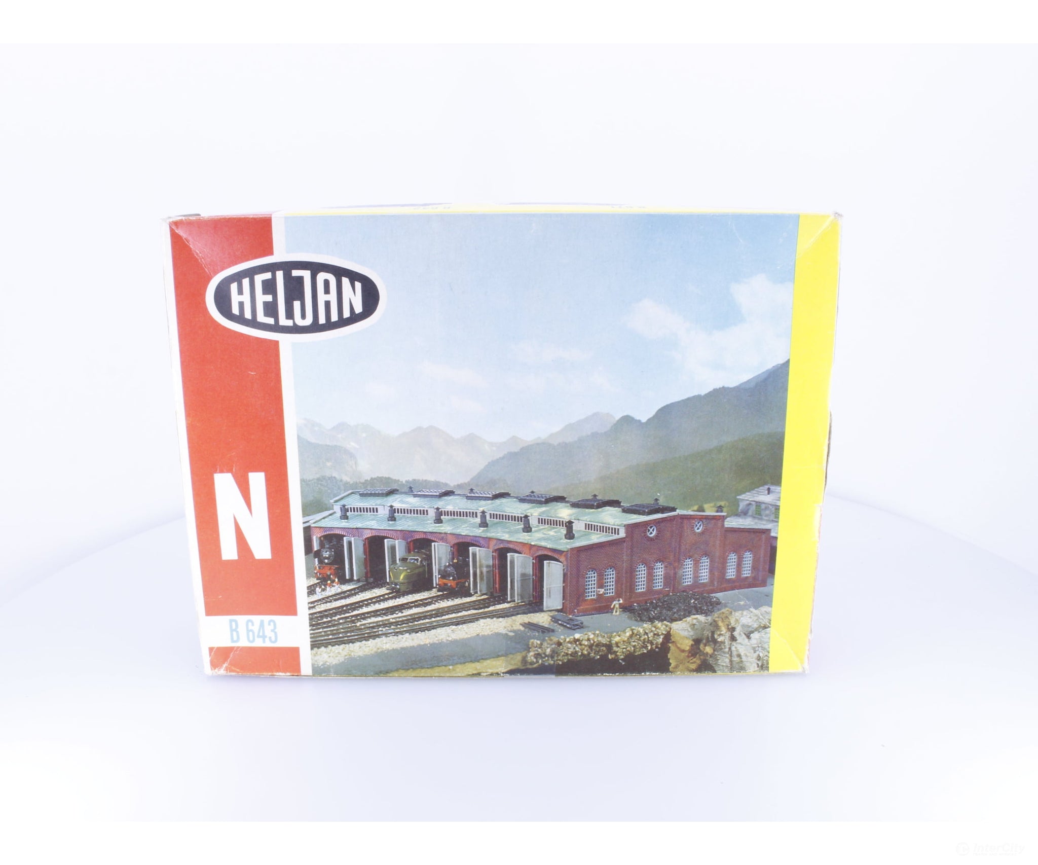 Heljan B643 N 6 Track Roundhouse - Structures
