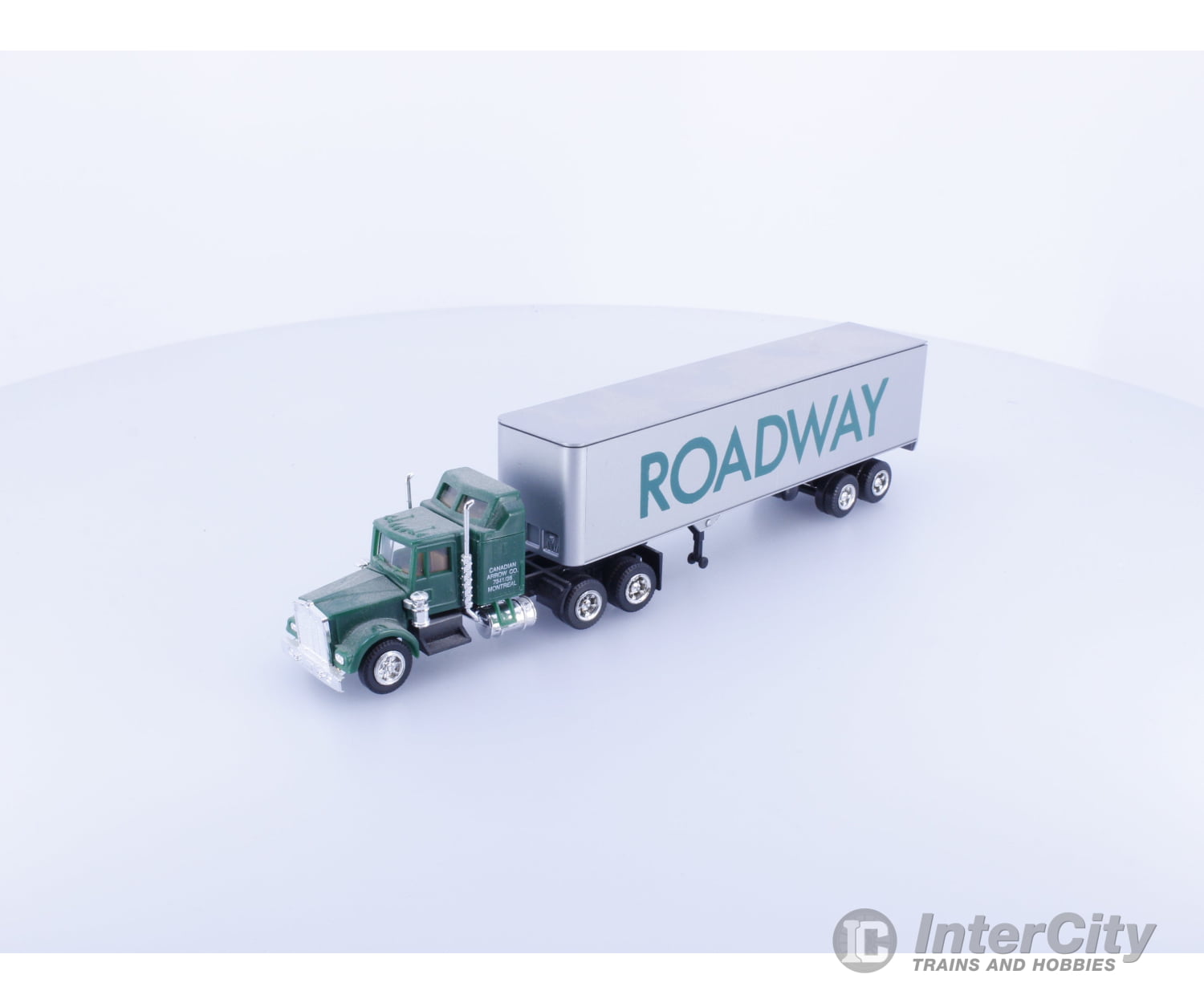 Herpa 9502229 HO Kenworth Truck and 45’ Roadway Trailer Canadian Arrow Cars & Trucks