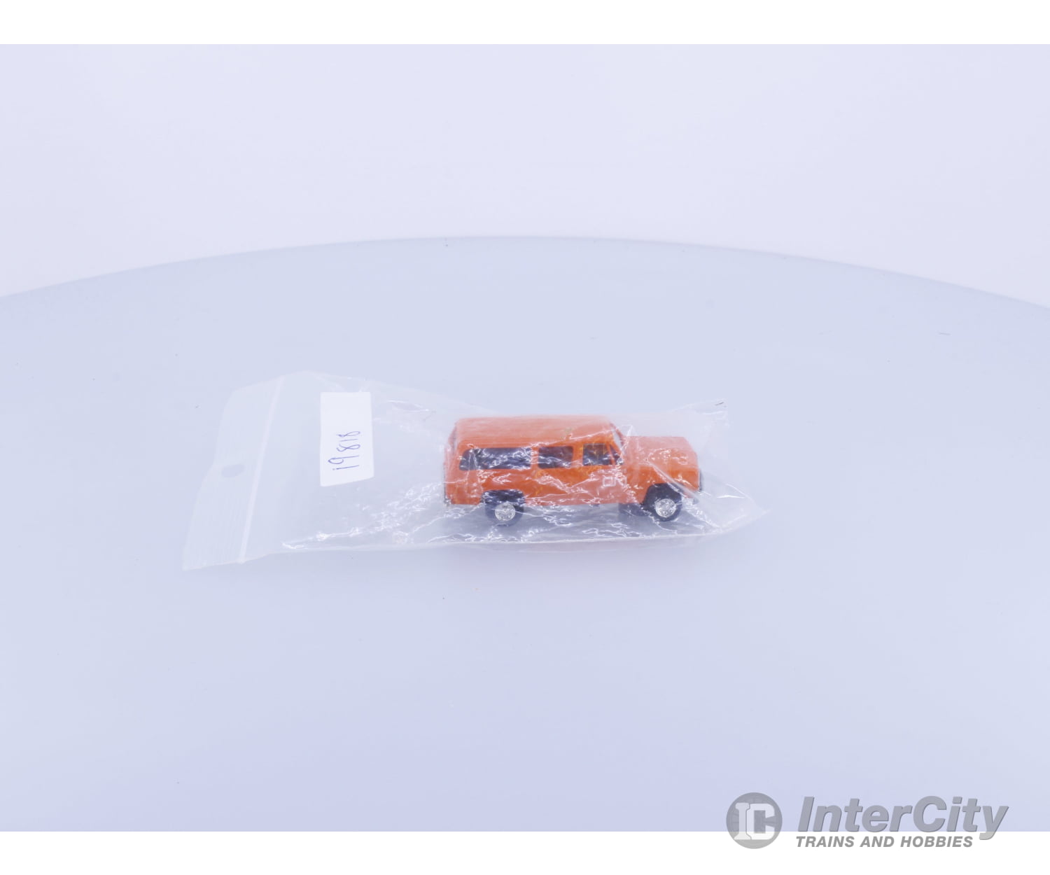 Herpa SUB HO CN Suburban Cars & Trucks