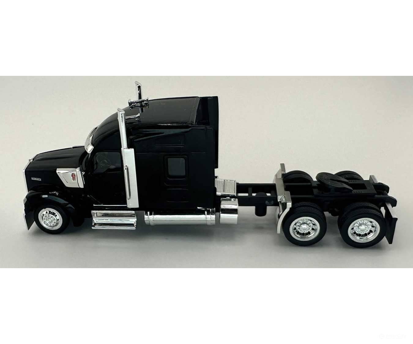 HO Logistics Replicas HO 990095 Kenworth 990 Stand-Up Sleeper-Cab Semi Tractor - Assembled - Black Cars & Trucks