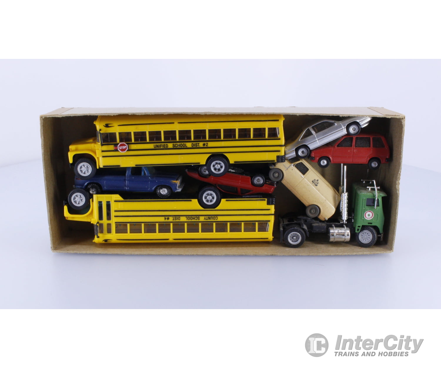 HO Misc Box of Cars and Trucks Cars & Trucks
