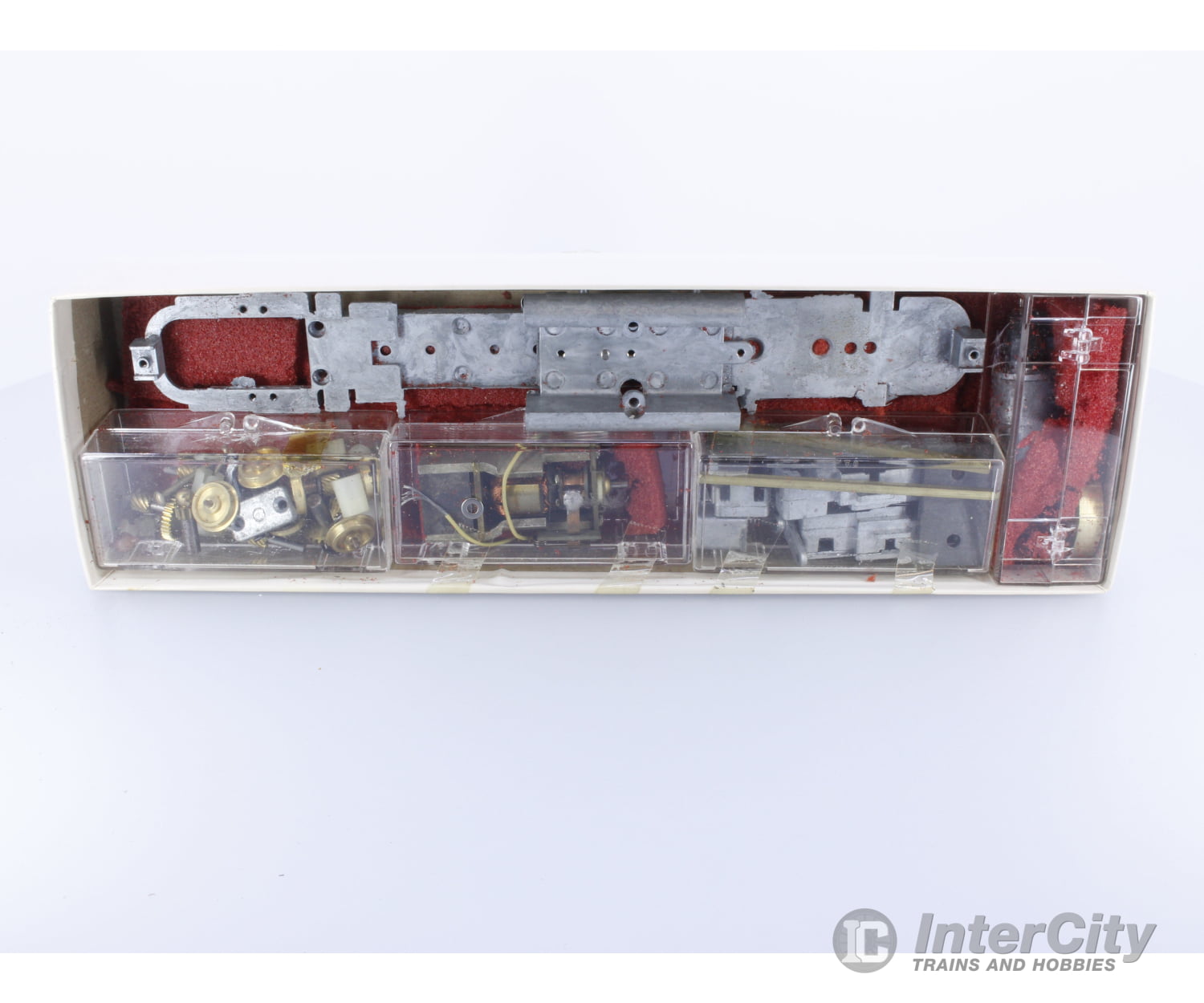 Hobbytown 67408C Ho Universal Geep Chassis Analog Dc Locomotives