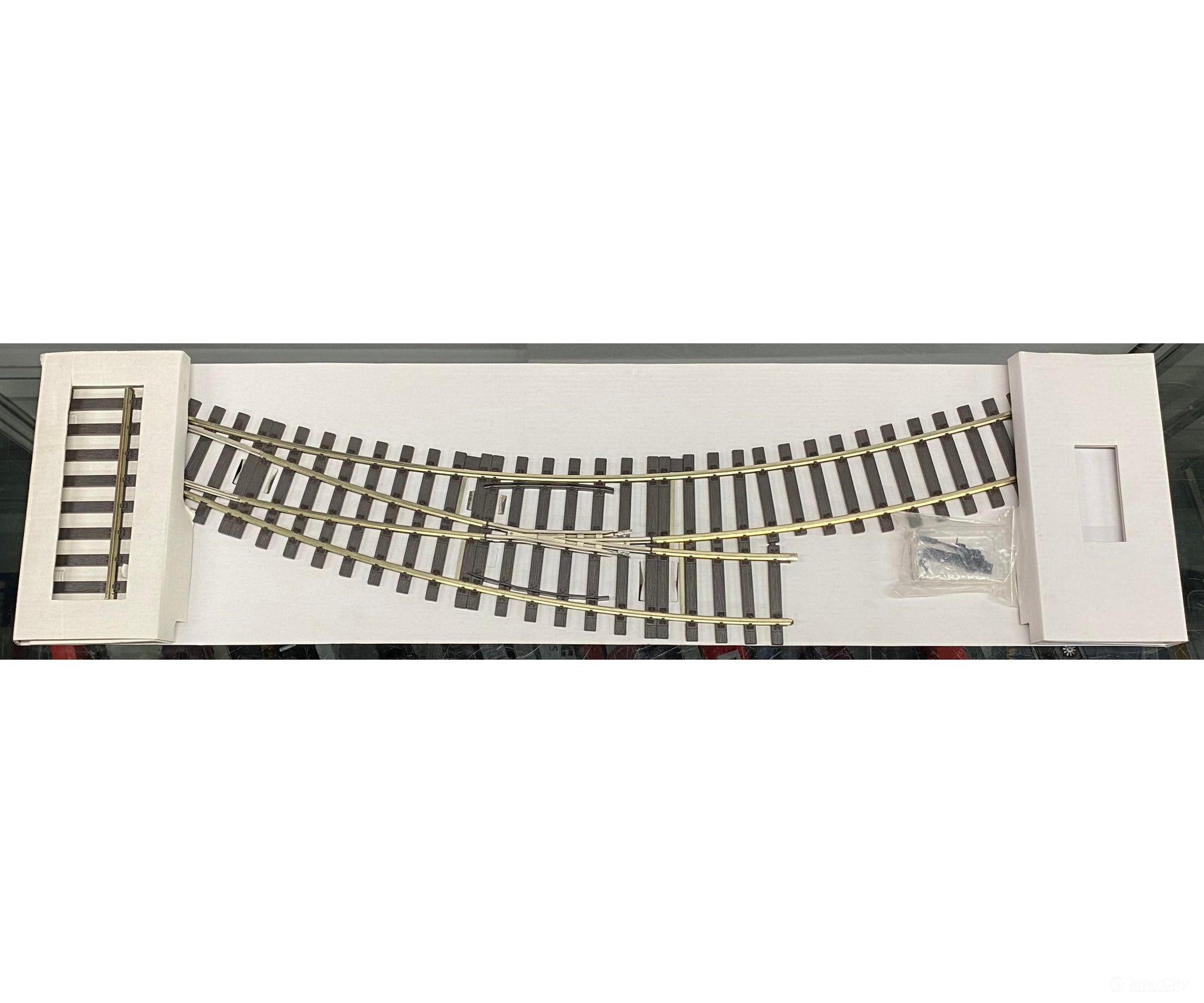 Hubner 1075-1 1 R1020 Curved Switch Track Left Track & Turnouts