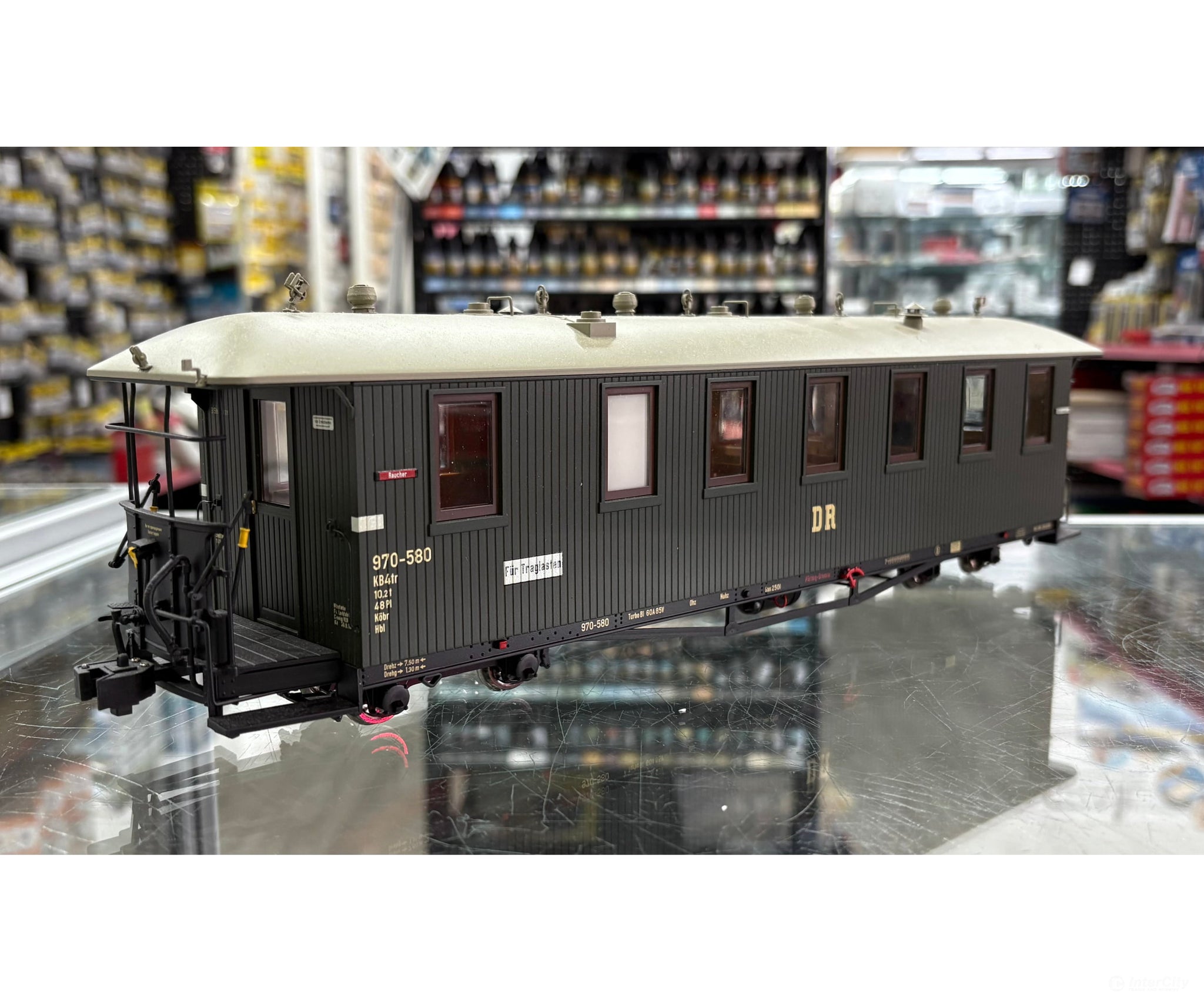 Hubner 2006 1 Gauge Narrow Gauge 1e Passenger Coach Kb4Tr Of The DR hubner-2006-1-gauge-narrow-gauge-1e-passenger-coach-kb4tr-of-the-dr