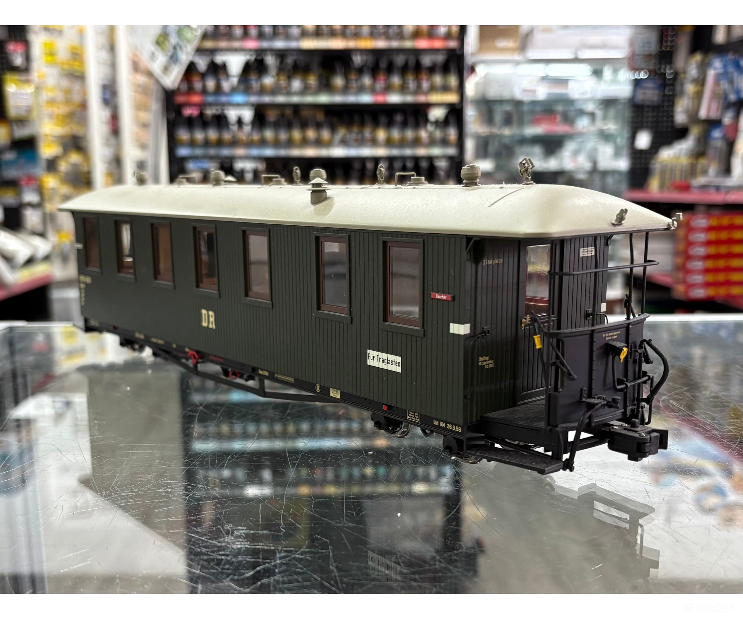 Hubner 2006 1-Gauge Narrow Gauge 1e Passenger Coach Kb4Tr of the DR - European Passenger Cars