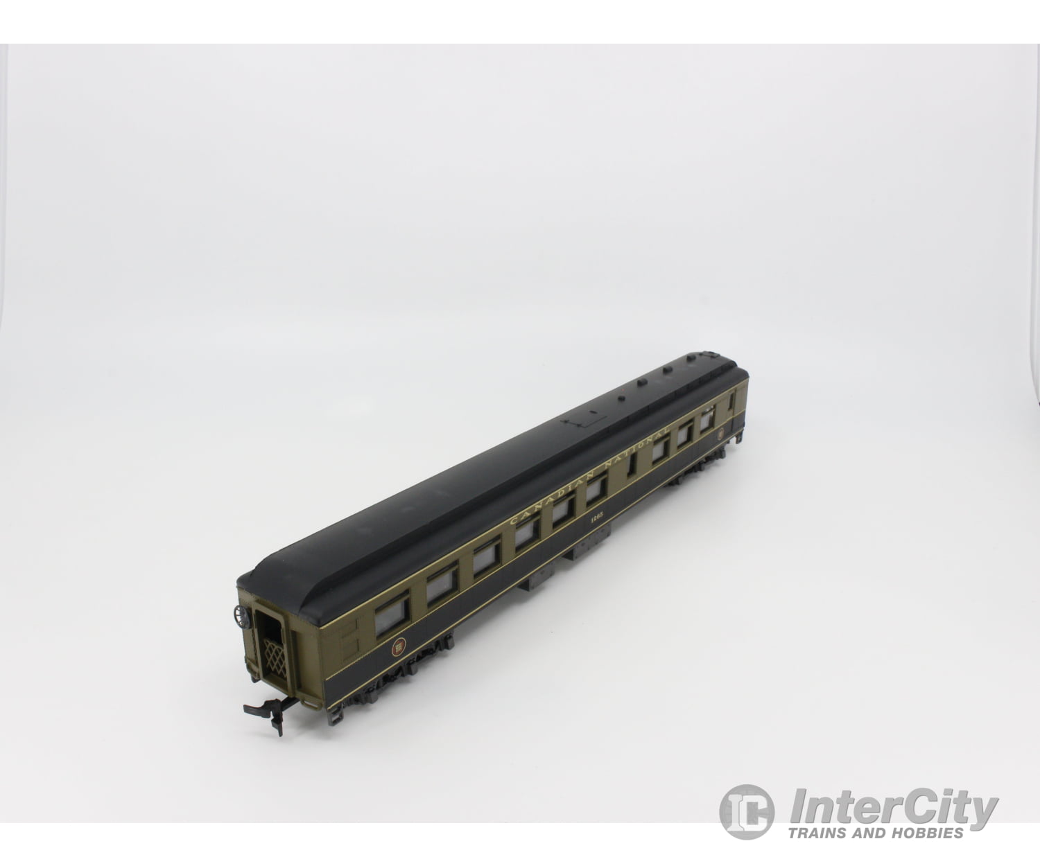 International Hobby Corp. 2651 Ho Heavyweight Diner Passenger Car Canadian National (Cn) 1265 Cars