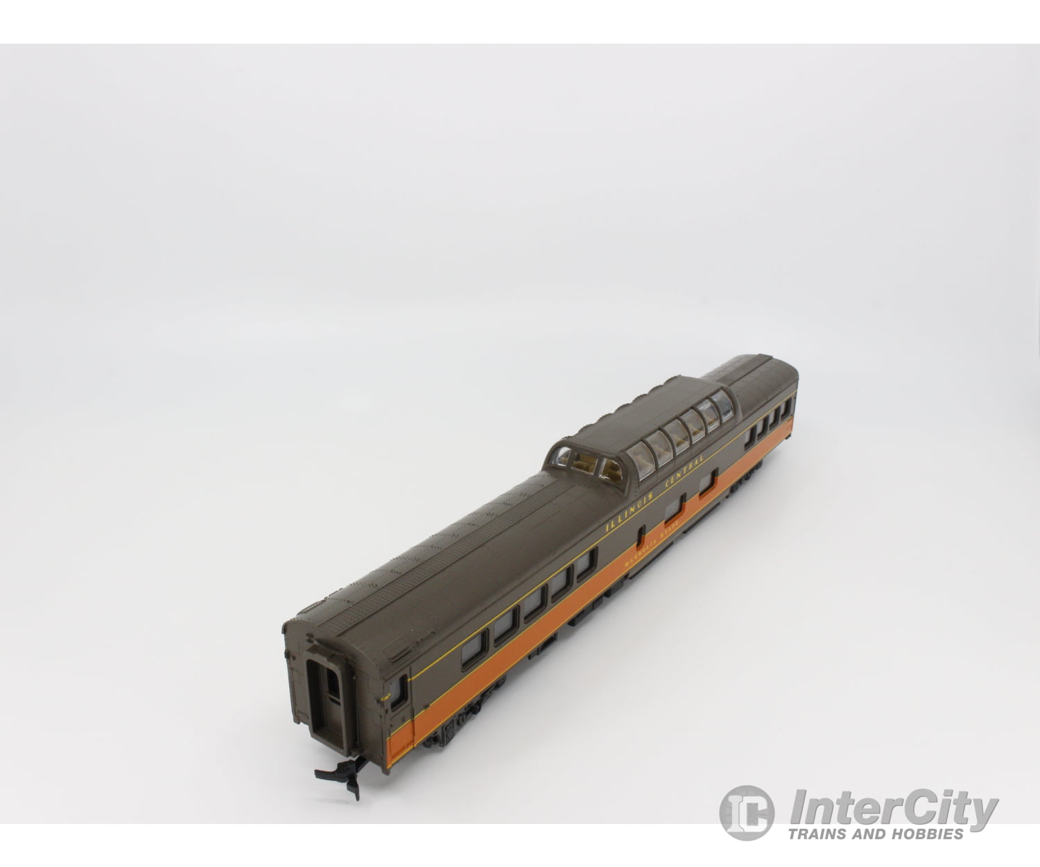 International Hobby Corp. 2872 Ho Smooth Side Vista Dome Passenger Car Illinois Central (Ic) Cars