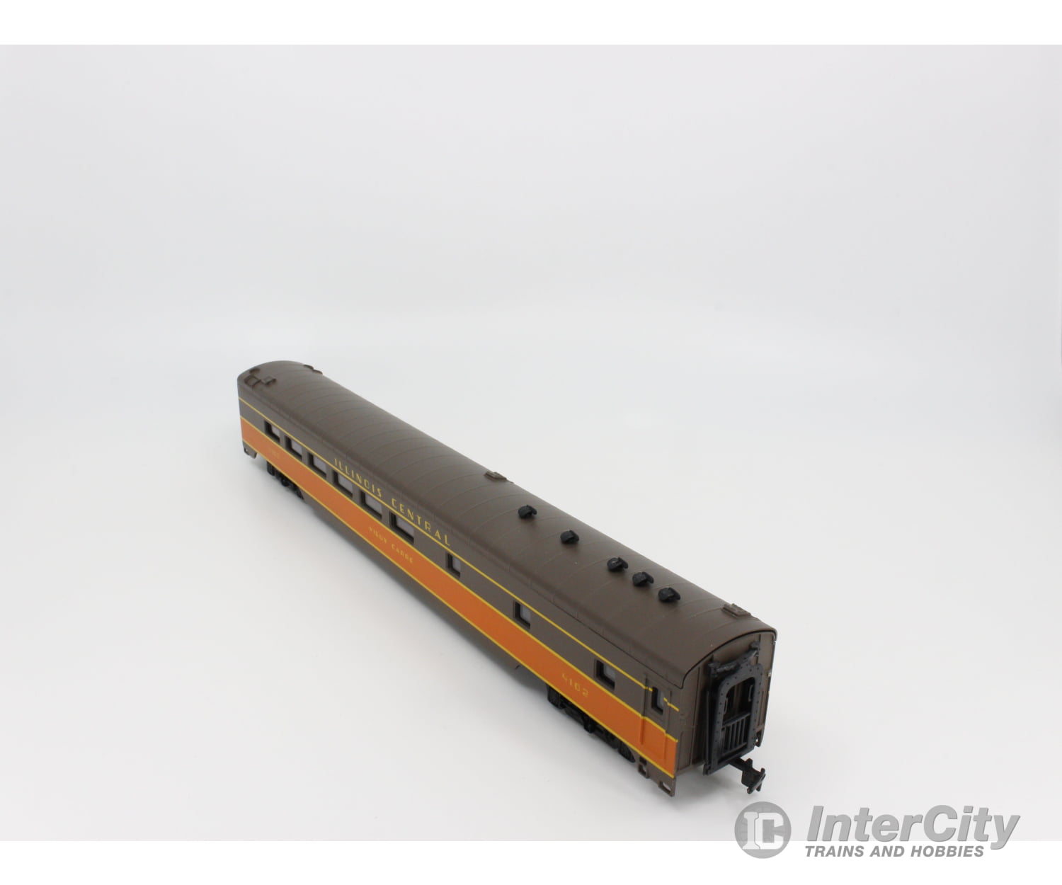 International Hobby Corp. 48112 Ho Dining Passenger Car Smooth Side P.s. Illinois Central (Ic) 4102