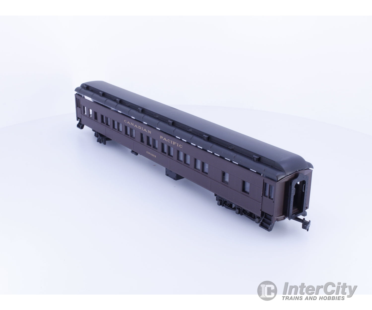IHC 49116 HO 8-1-2 Sleeper Car Canadian Pacific (CP) Explorer Passenger Cars
