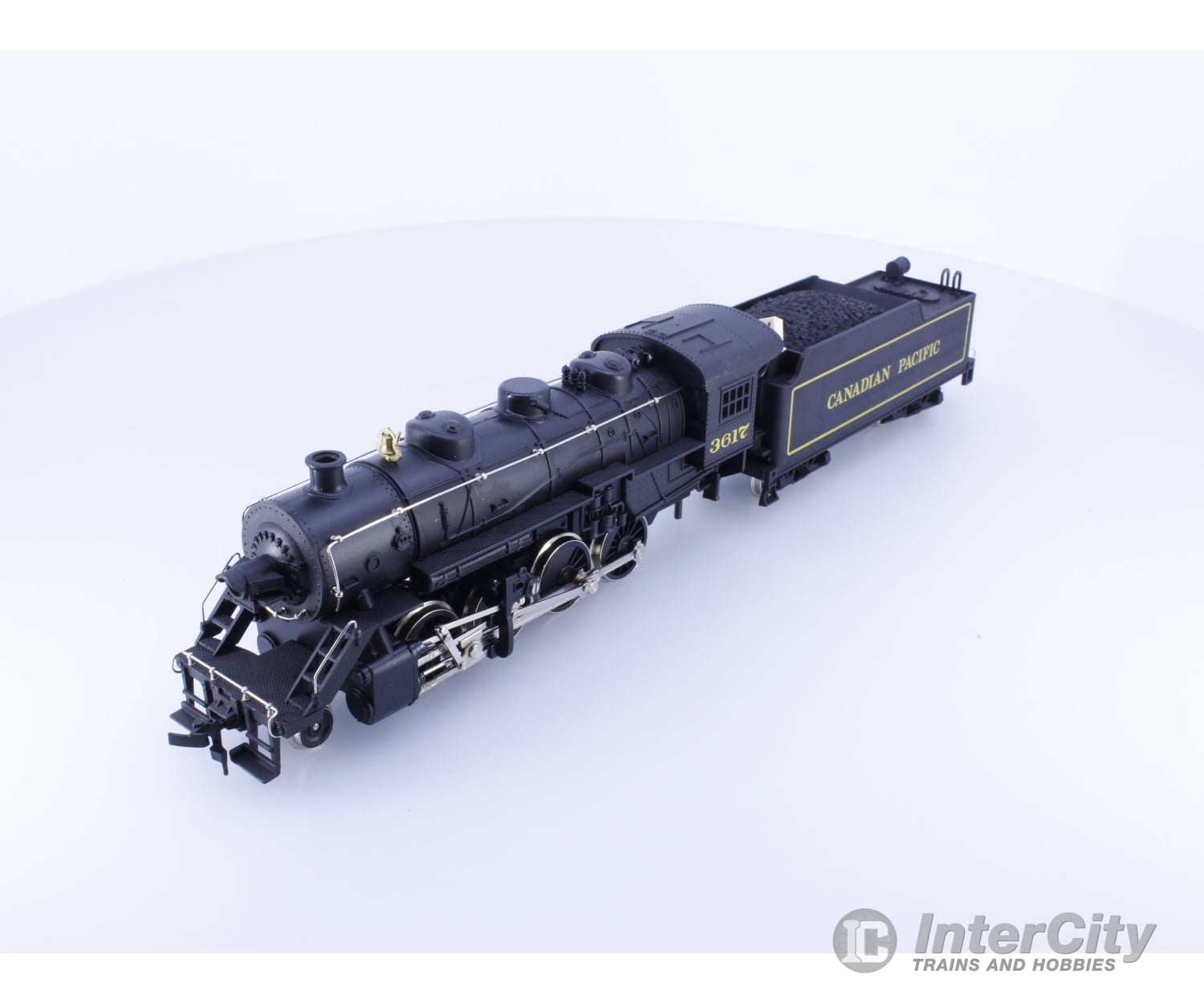 IHC M9506 HO Premier 2-8-0 Consolidation Steam Locomotive Canadian Pacific (CP) 3617 Analog DC Locomotives