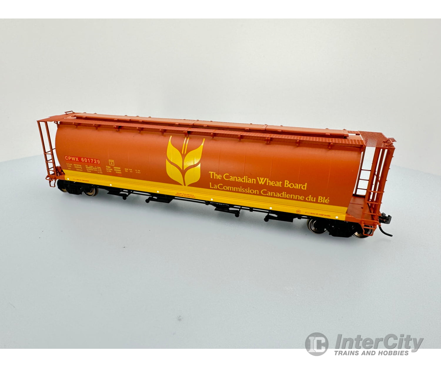 Intermountain 1150B Ho 4-Bay Cylindrical Covered Hopper Government Of Canada (Cnwx) 601729 Freight