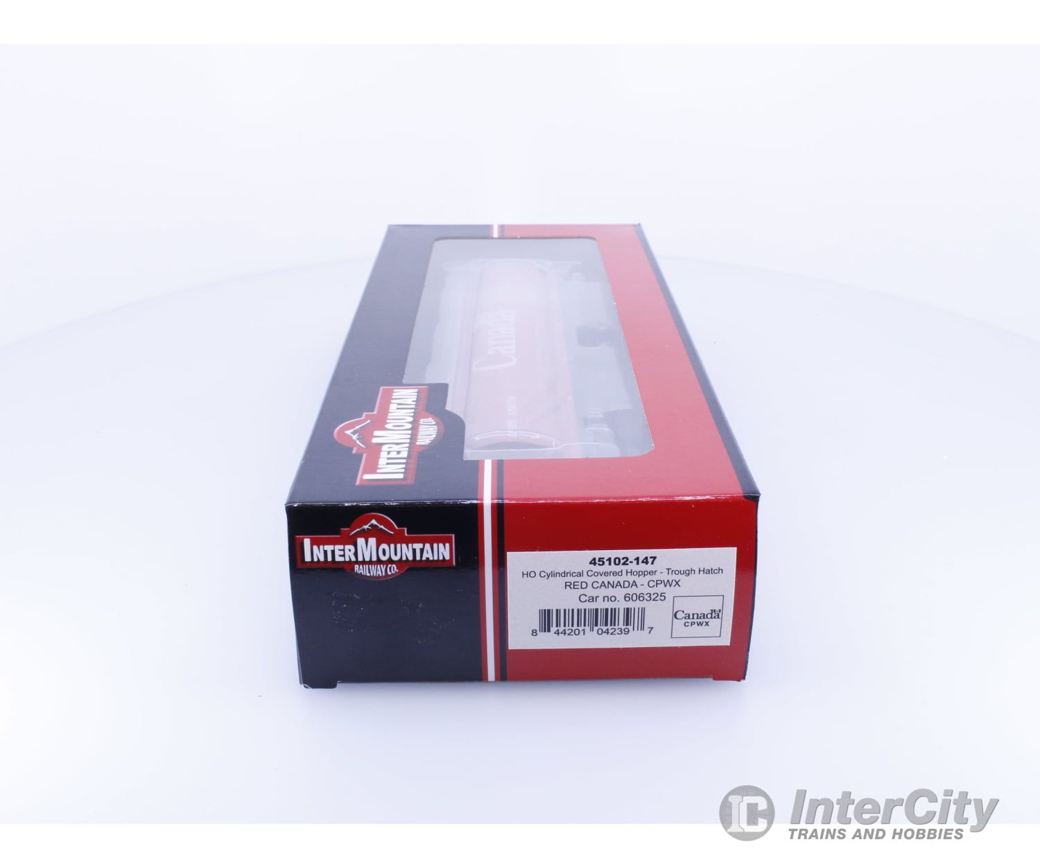 InterMountain 45102-147 HO Cylindrical Covered Hopper Red Canada Canadian Wheat Board (CNWX) 606325 Freight Cars