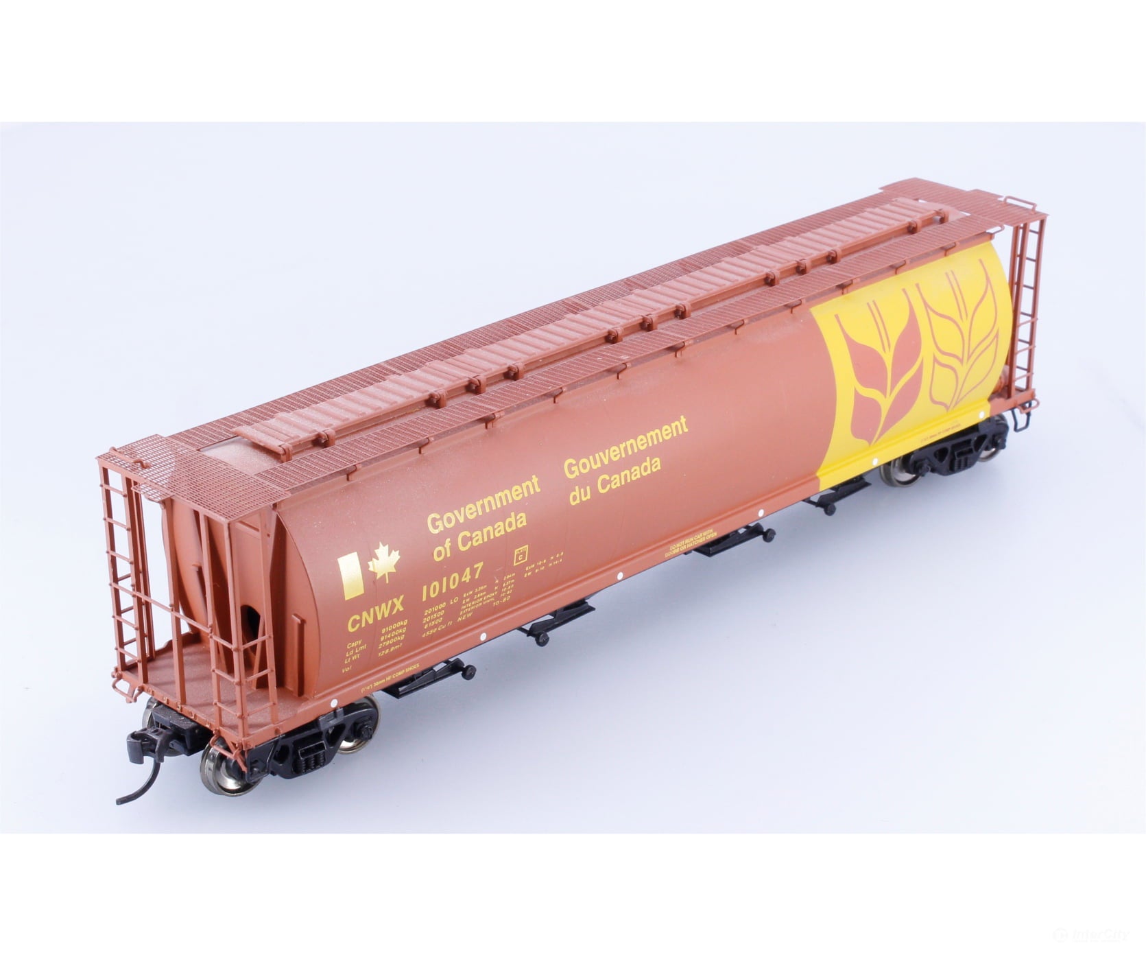 Intermountain 45119-11 HO Cylindrical Covered Hopper Government of Canada (CNWX) 101047 - Freight Cars