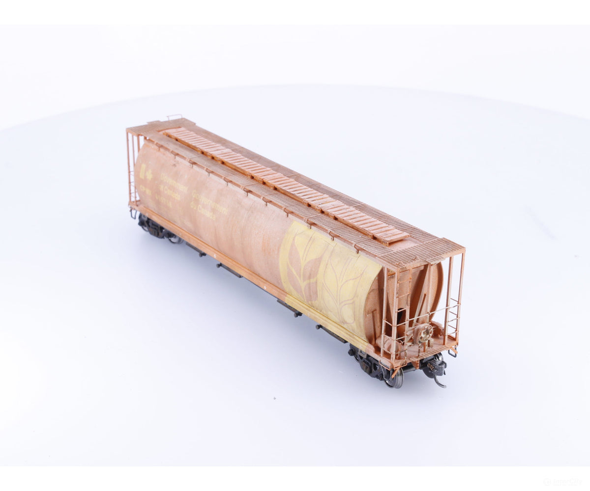InterMountain 45120-27 HO Cylindrical Covered Hopper Canadian Wheat Board (CNWX) 605758 - Freight Cars