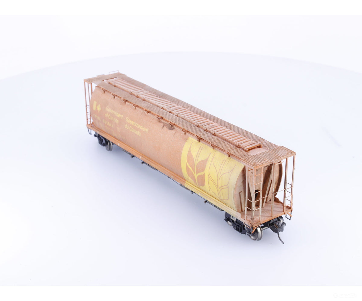 InterMountain 45120-29 HO Cylindrical Covered Hopper Canadian Wheat Board (CNWX) 606044 - Freight Cars