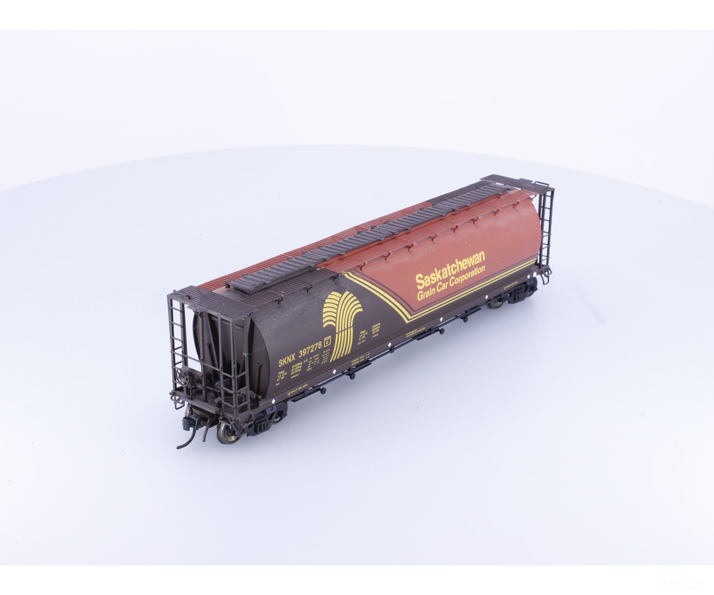 InterMountain 45121-40 HO 4 Bay Cylindrical Hopper Saskatchewan (SKNX) 397278 - Freight Cars