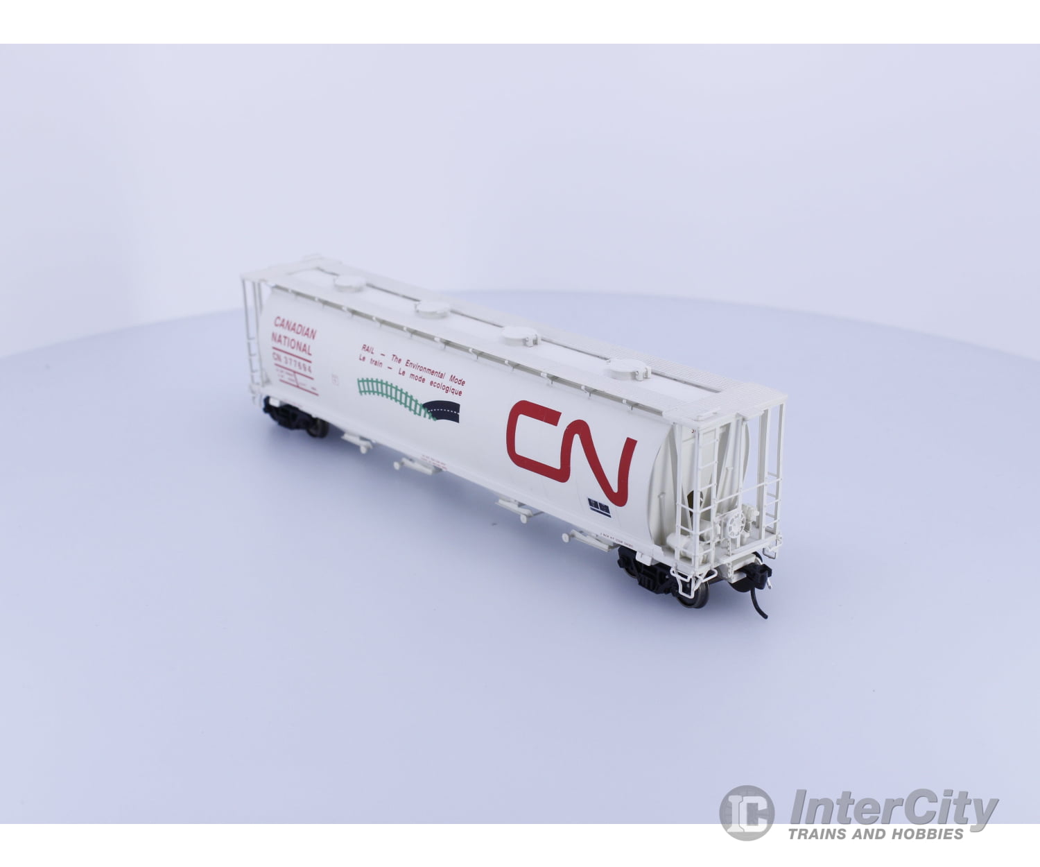 InterMountain 45202-03 HO Cylindrical Covered Hopper Environmental Mode Canadian National (CN) 377694 Freight Cars