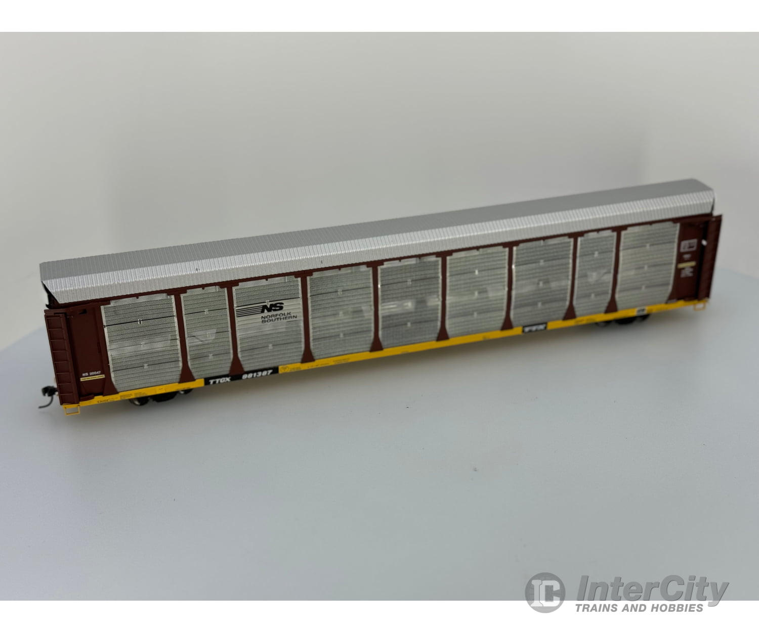 Intermountain 45256-09 Ho Bi-Level Auto Rack Norfolk Southern (Ns) 981387 Freight Cars