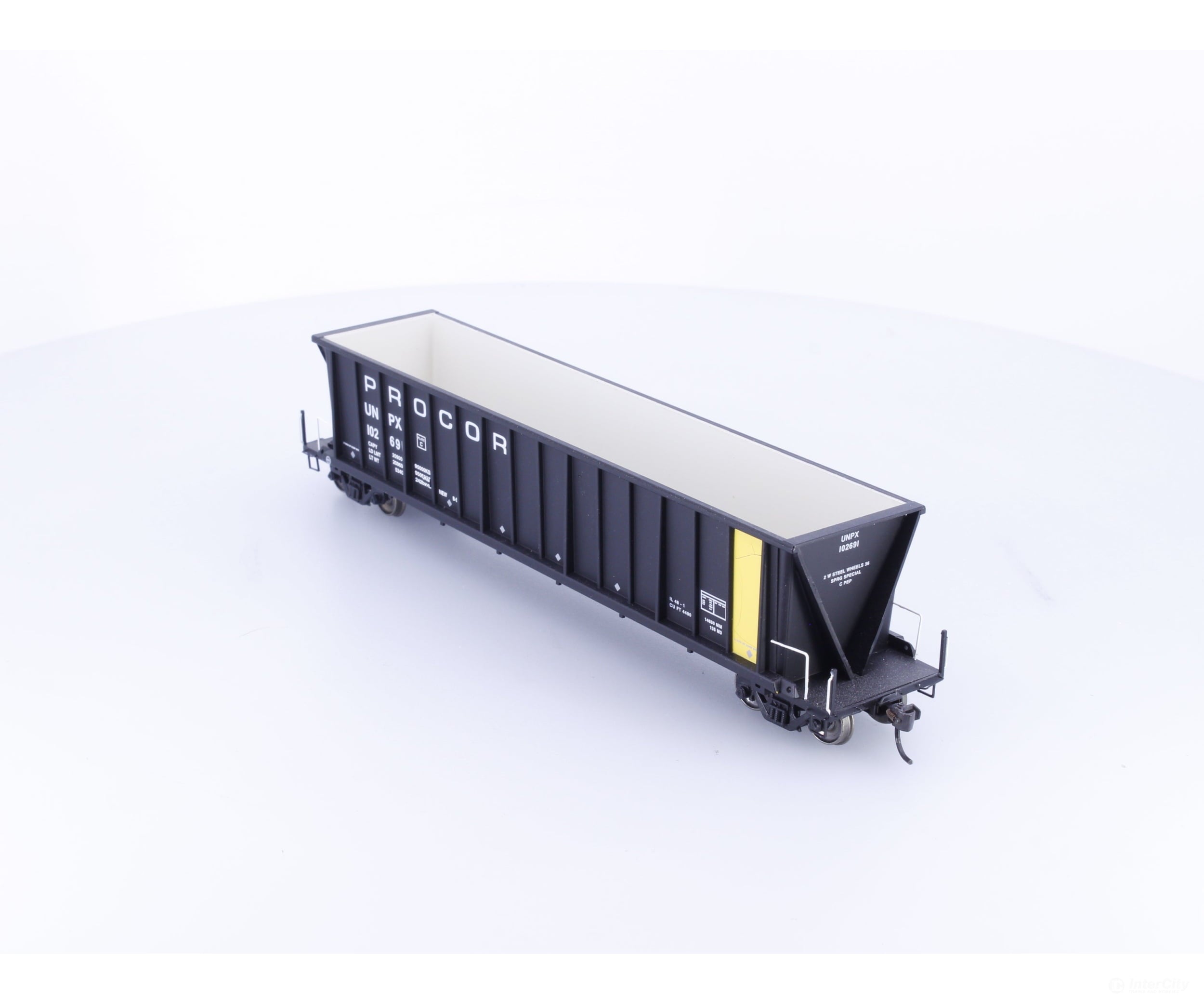 InterMountain 47104-04 HO Bathtub Coal Gondola (UNPX) Procor Leasing (PROX) 102691 - Freight Cars