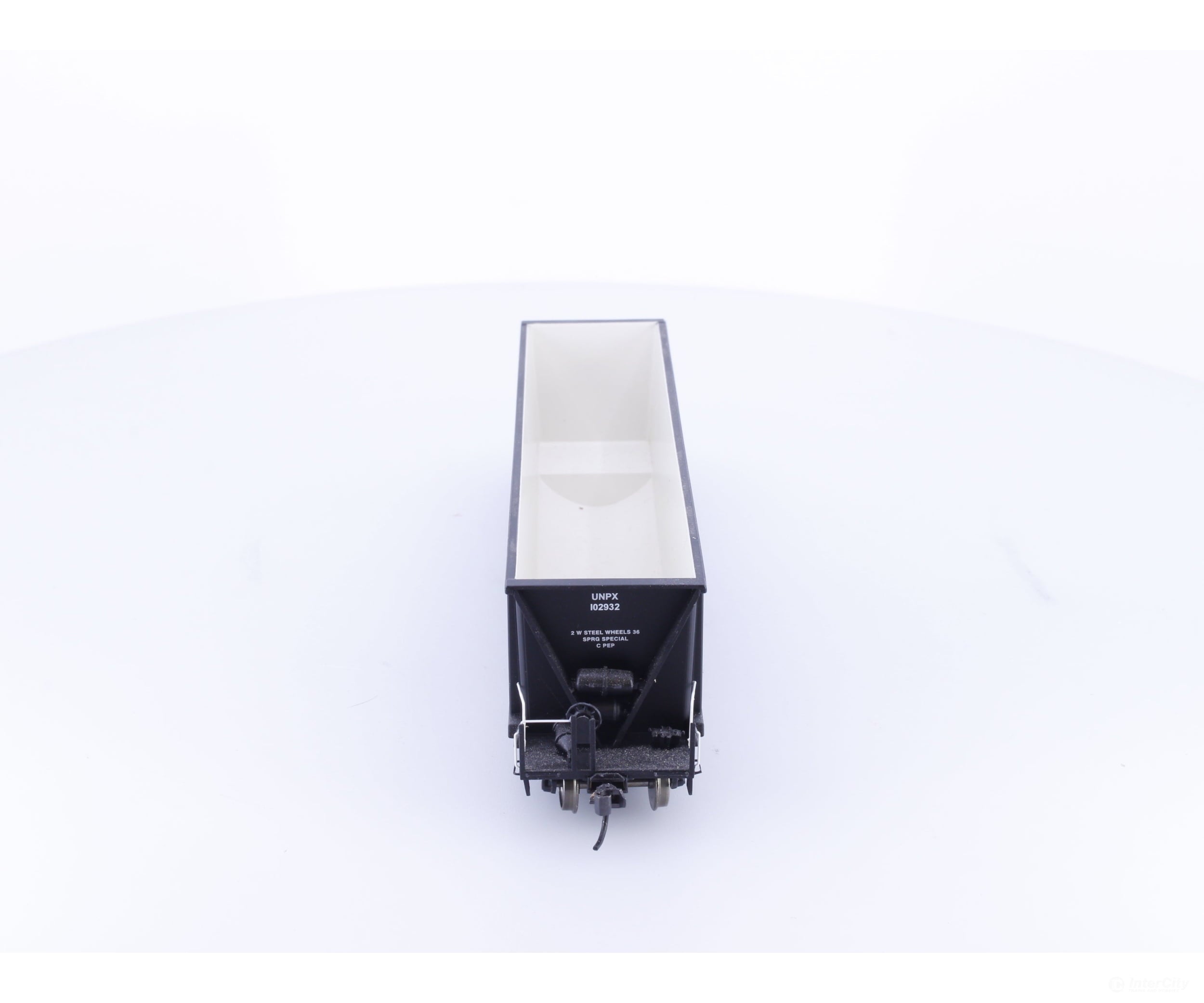 InterMountain 47104-11 HO Bathtub Coal Gondola (UNPX) Procor Leasing (PROX) 102932 - Freight Cars