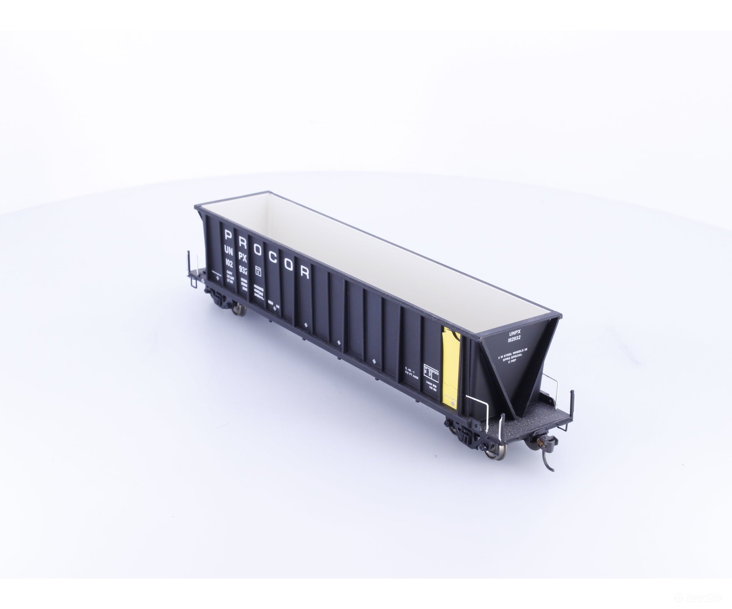 InterMountain 47104-11 HO Bathtub Coal Gondola (UNPX) Procor Leasing (PROX) 102932 - Freight Cars