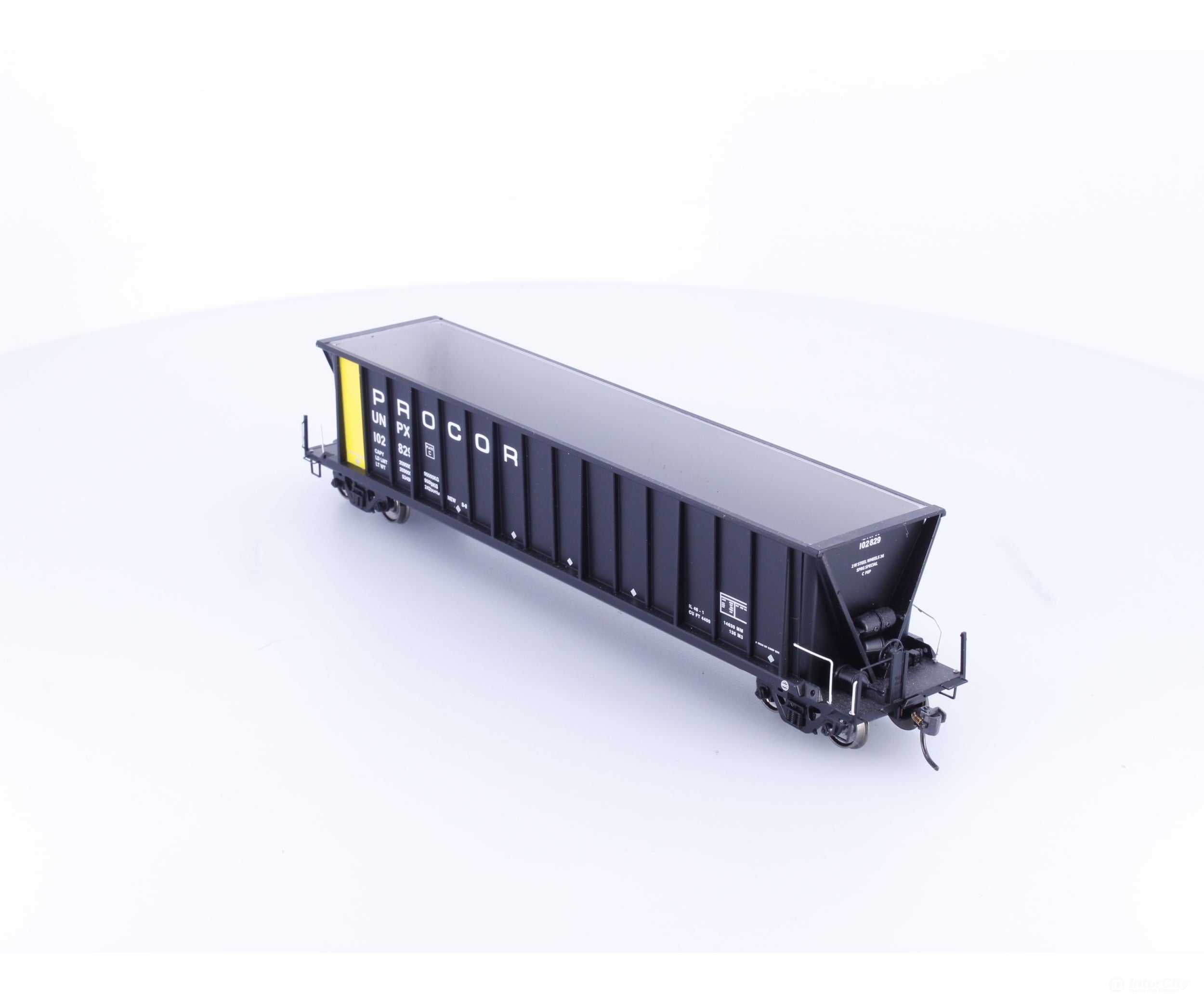 InterMountain 47104-17 HO Bathtub Coal Gondola (UNPX) Procor Leasing (PROX) 102829 - Freight Cars