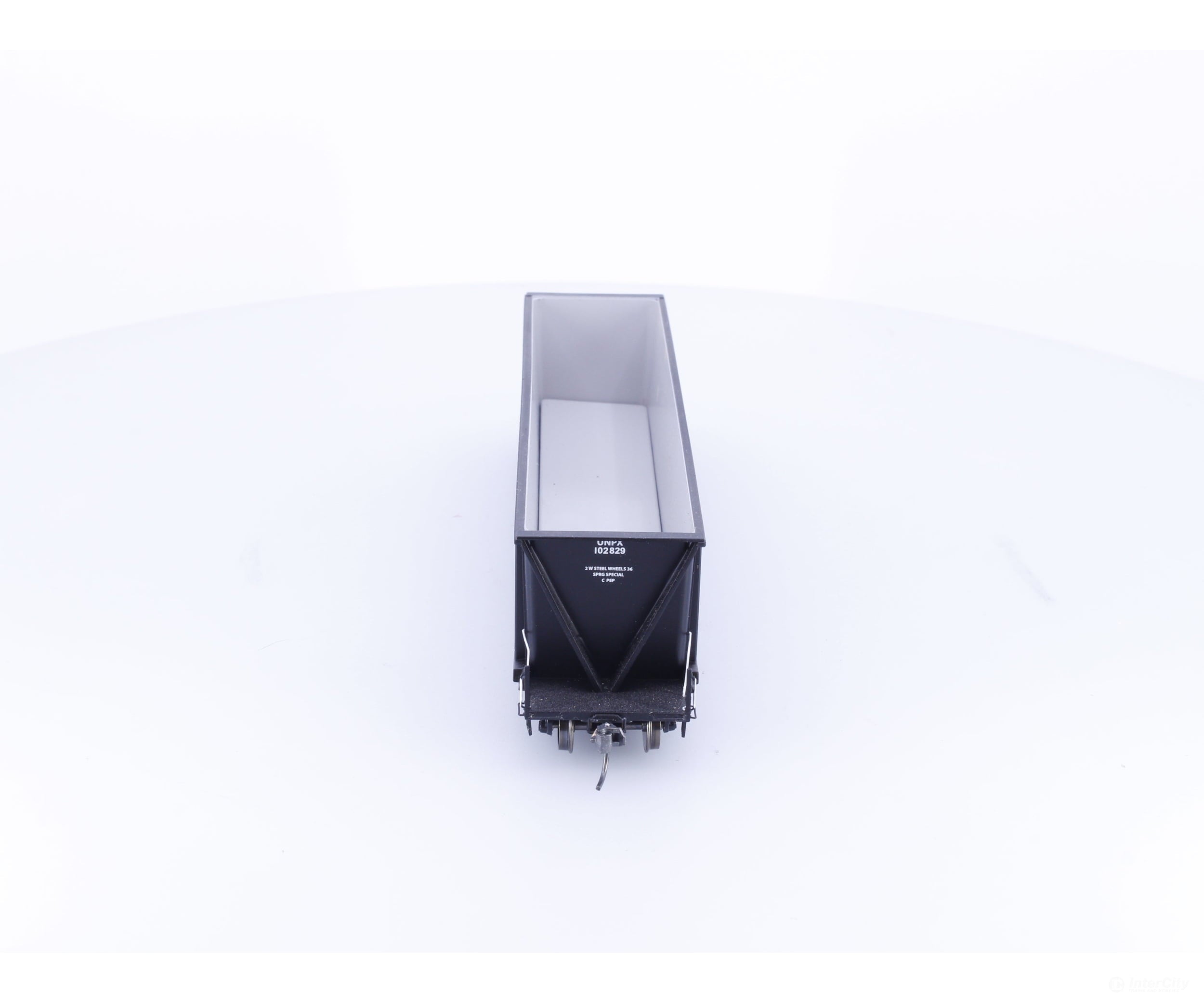 InterMountain 47104-17 HO Bathtub Coal Gondola (UNPX) Procor Leasing (PROX) 102829 - Freight Cars