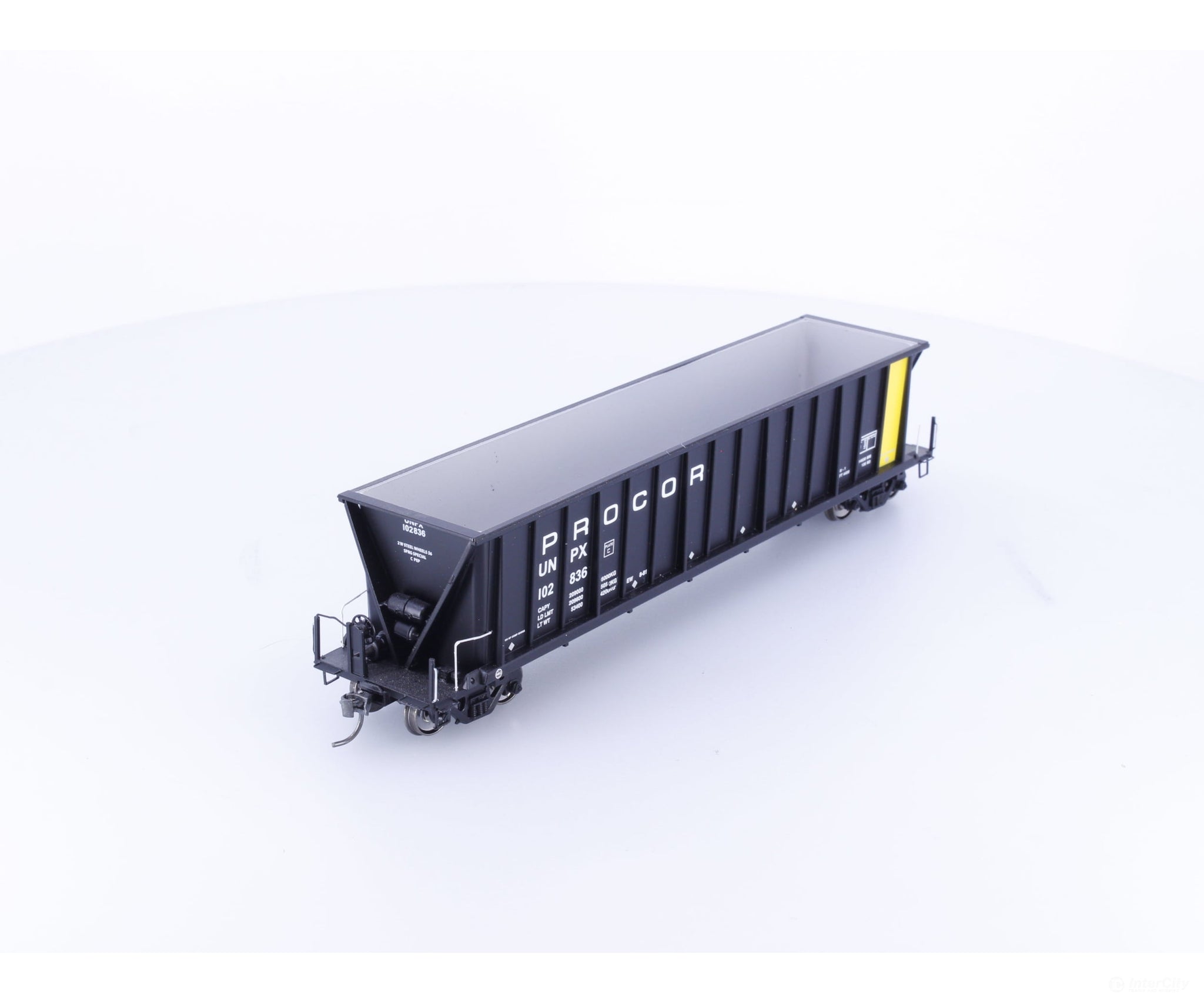 InterMountain 47104-18 HO Bathtub Coal Gondola (UNPX) Procor Leasing (PROX) 102836 - Freight Cars