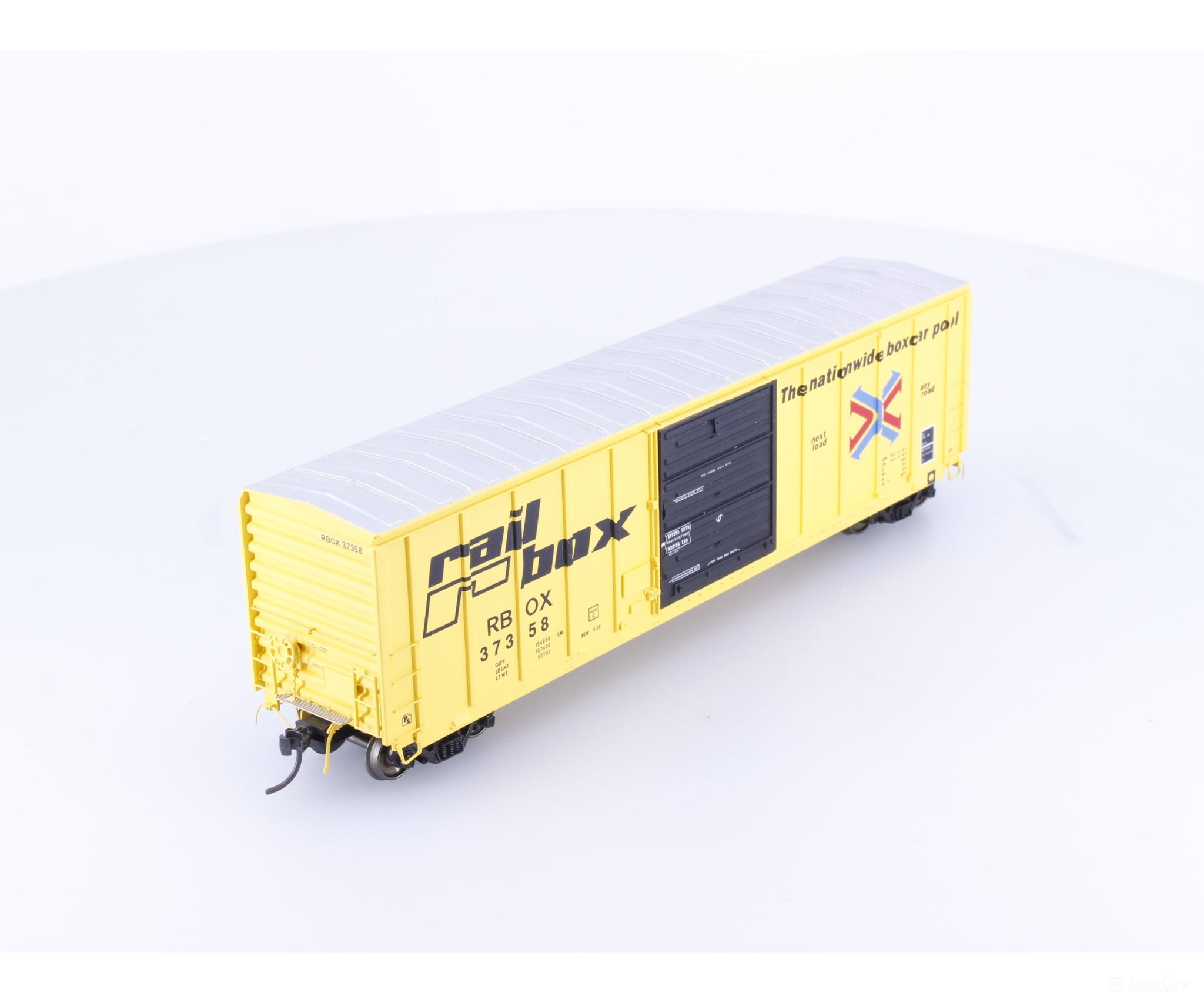 InterMountain 47502-12 HO P-S 5277 Cu. Ft. Exterior Post Single Door Boxcar Railbox (RBOX) 37358 - Freight Cars