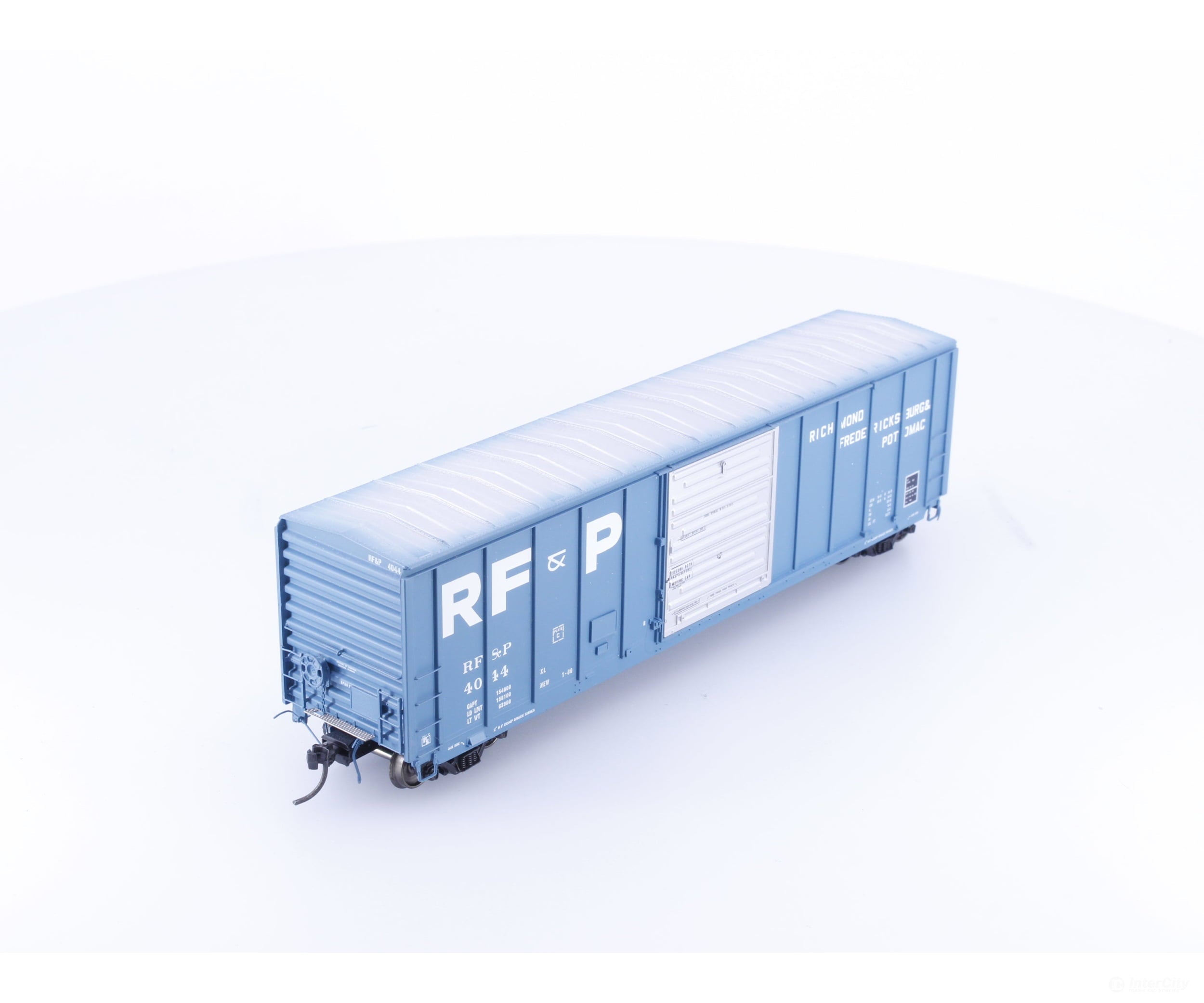 InterMountain 47507-04 HO PS 5277 Cu. Ft. 50’ Single Door Boxcar Richmond Fredericksburg & Potomac (RF&P) 4044