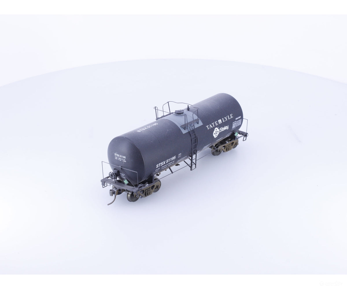 InterMountain 47811-16 HO 19,600 Gallon Tank Car Tate & Lyle Weathered 51195 - Freight Cars